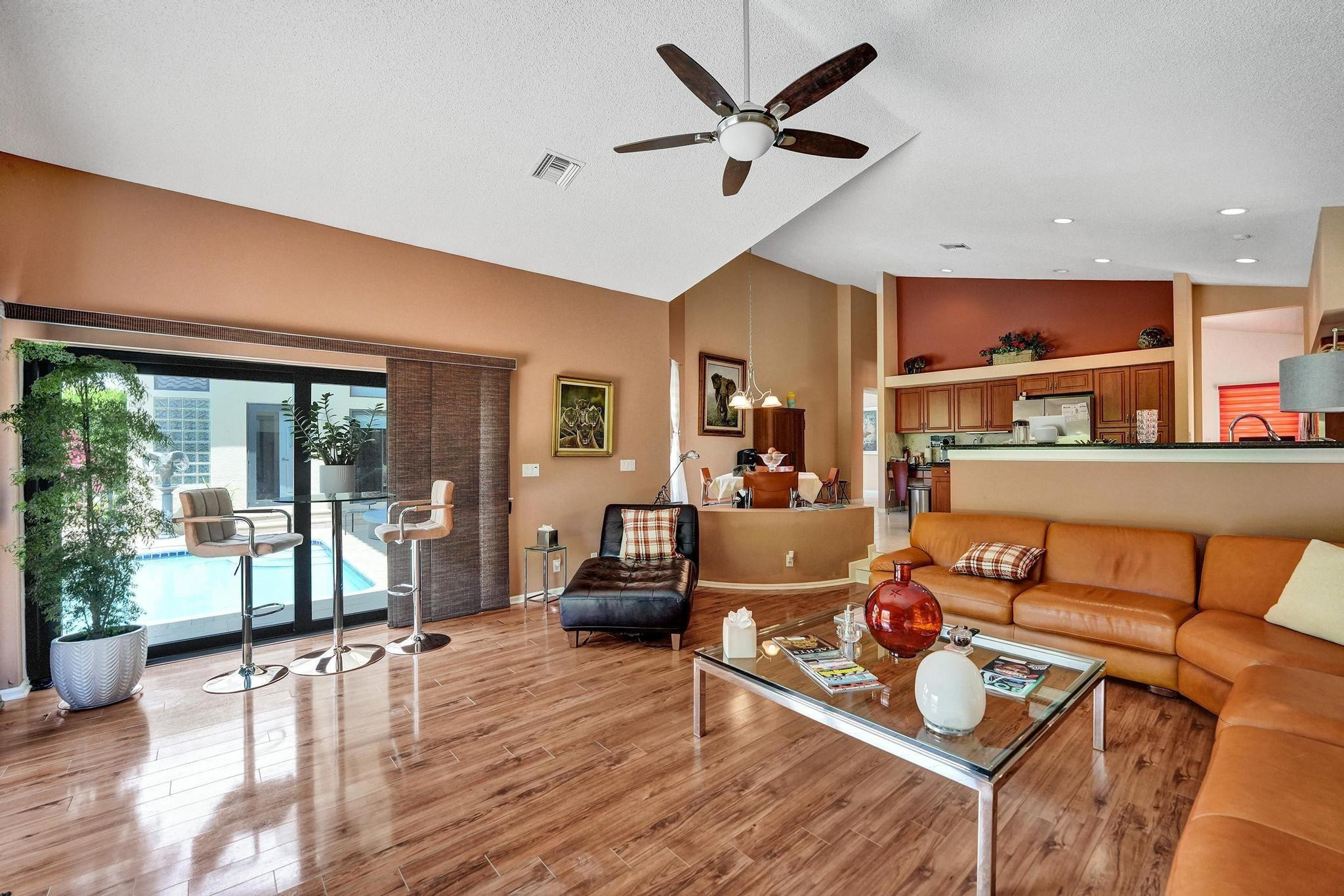 2664 NW 49th St
