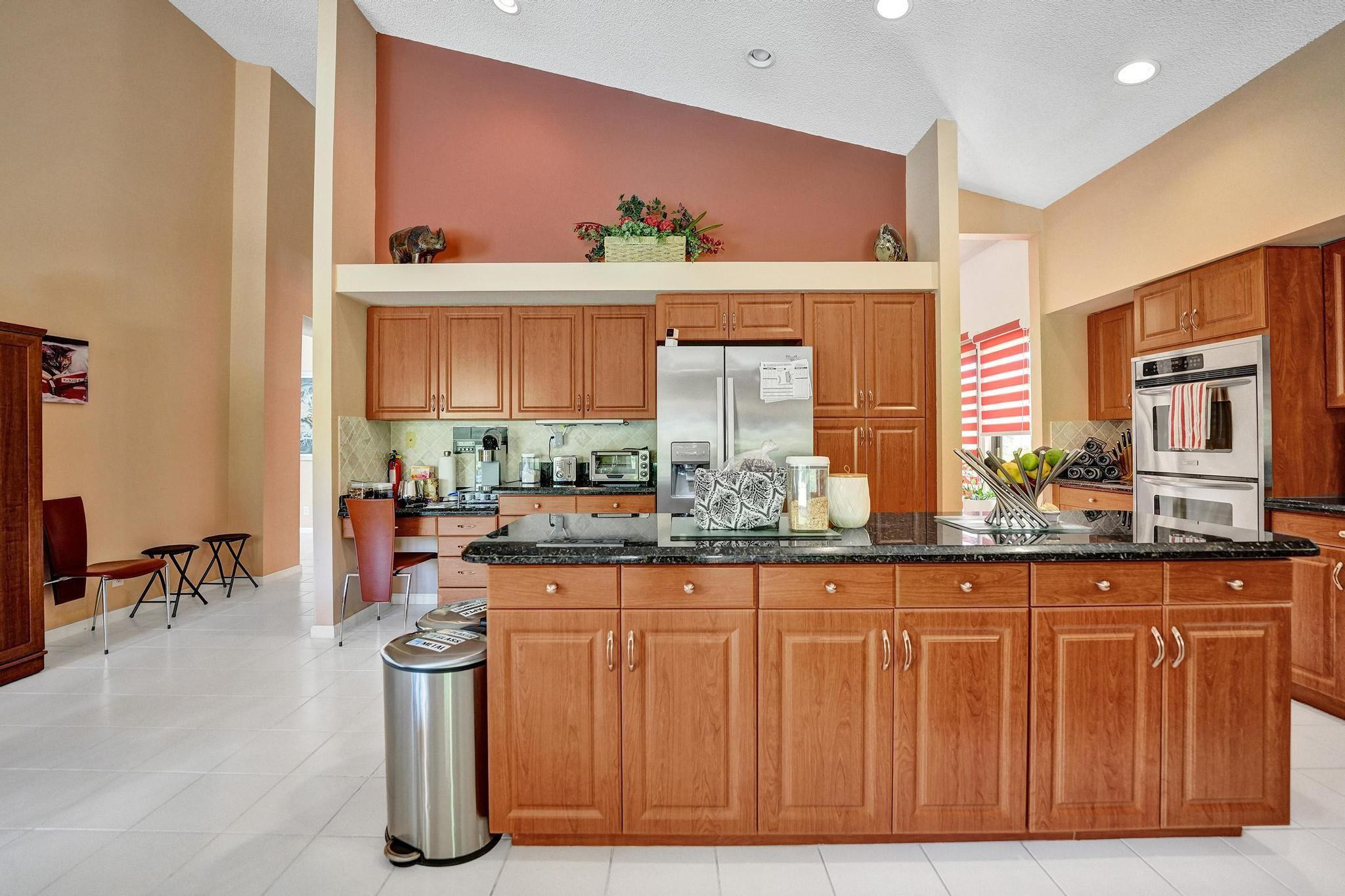 2664 NW 49th St