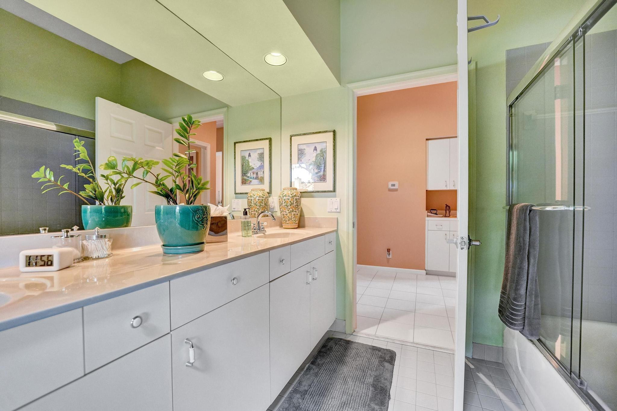 2664 NW 49th St
