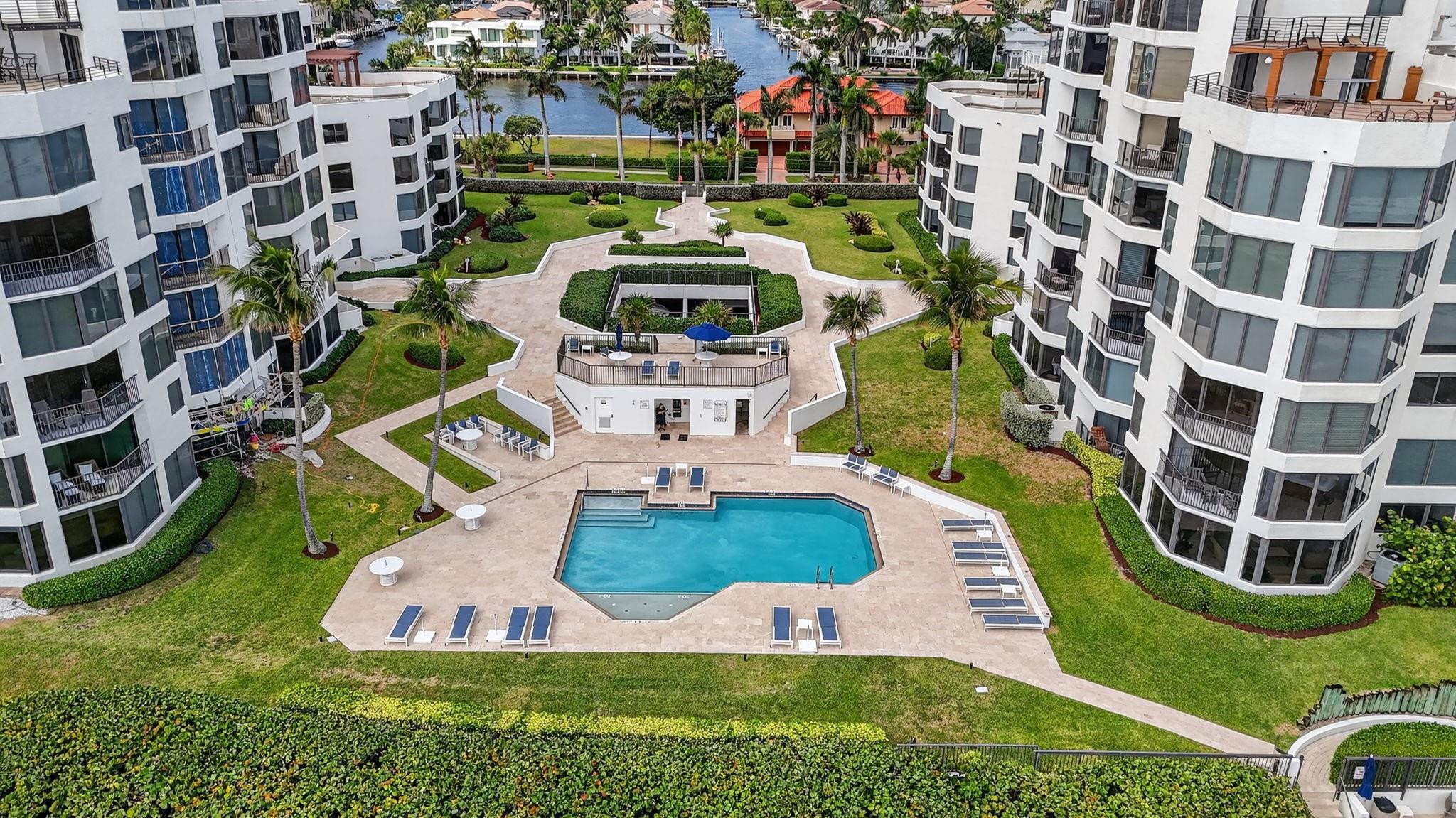 2575 S Ocean Boulevard 109S