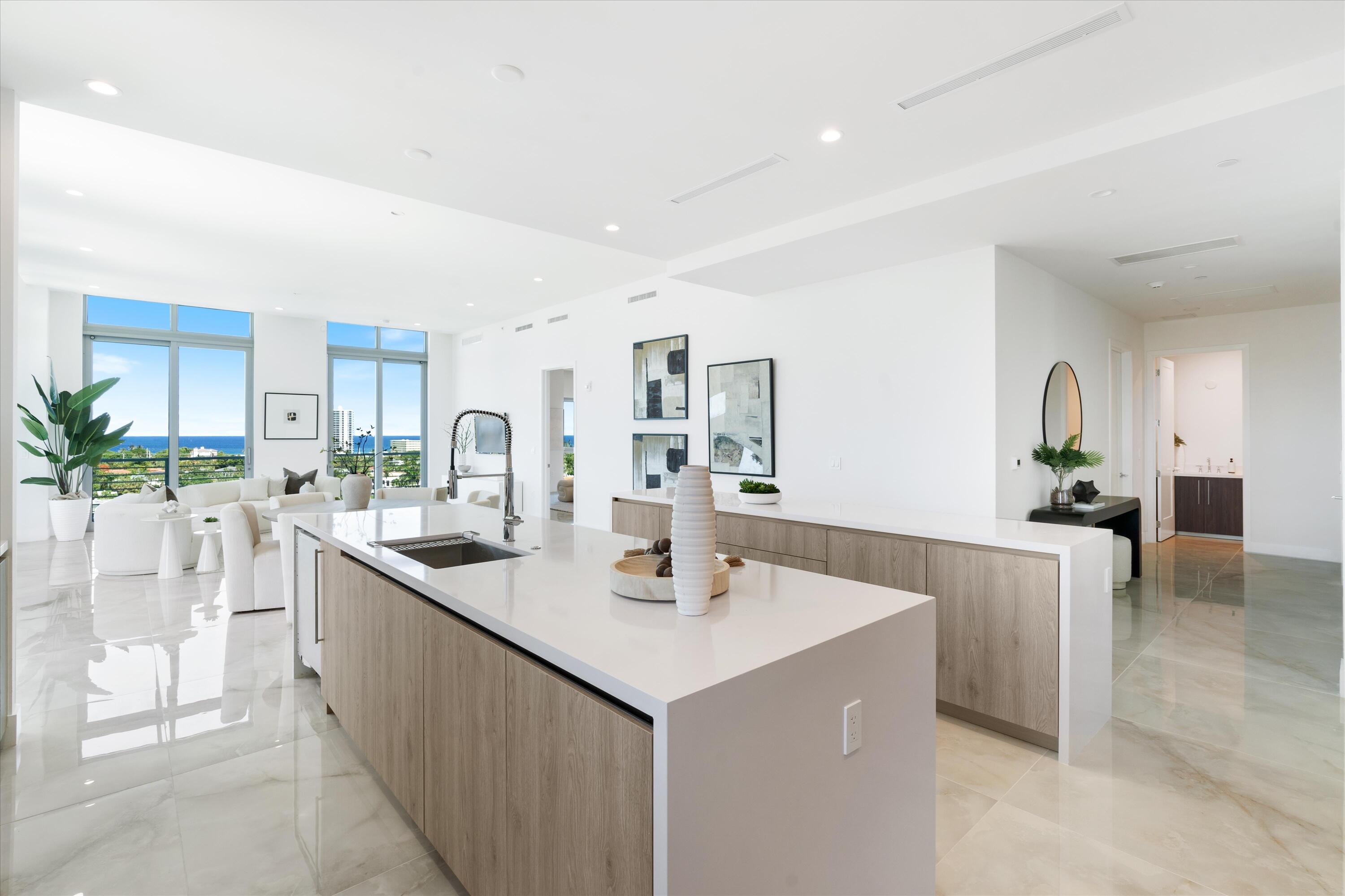 495 E Royal Palm Rd Road 901