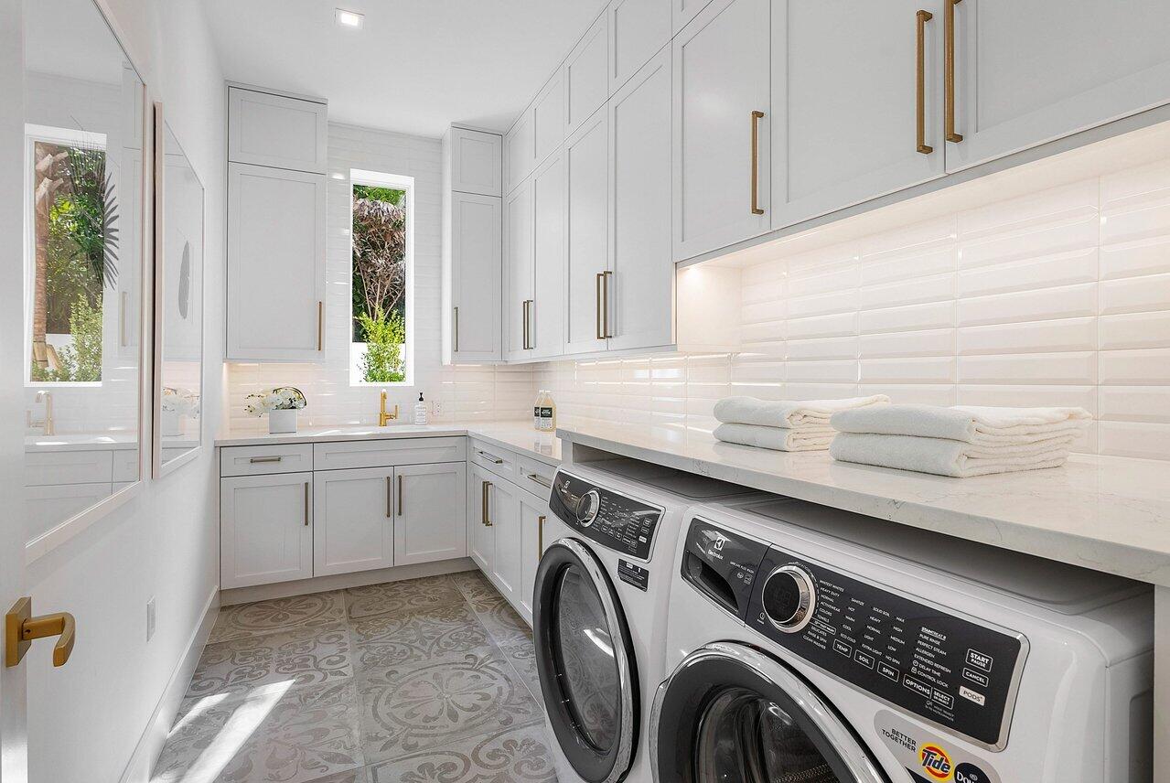 913 Bond Way, Delray Beach FL, 33483