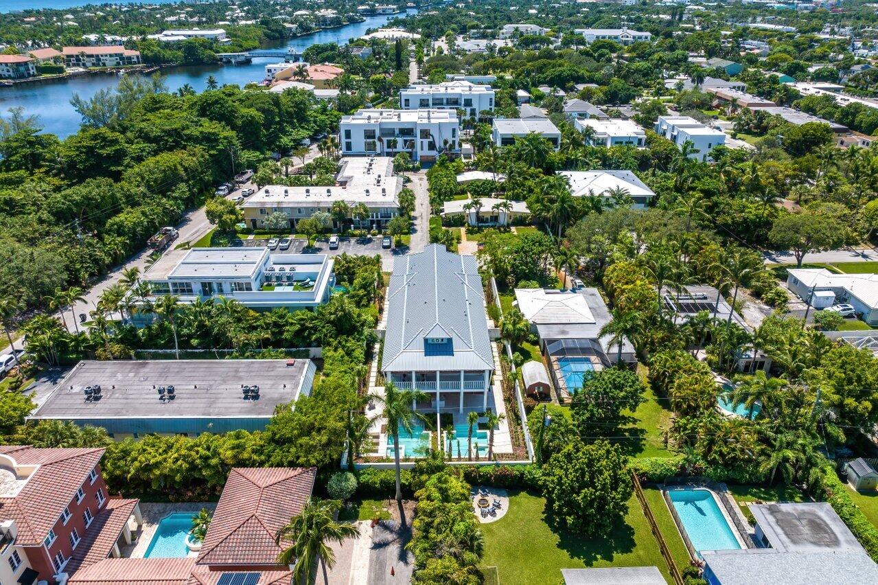 913 Bond Way, Delray Beach FL, 33483