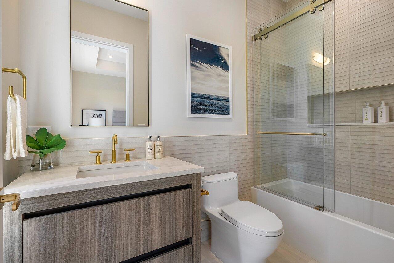 913 Bond Way, Delray Beach FL, 33483