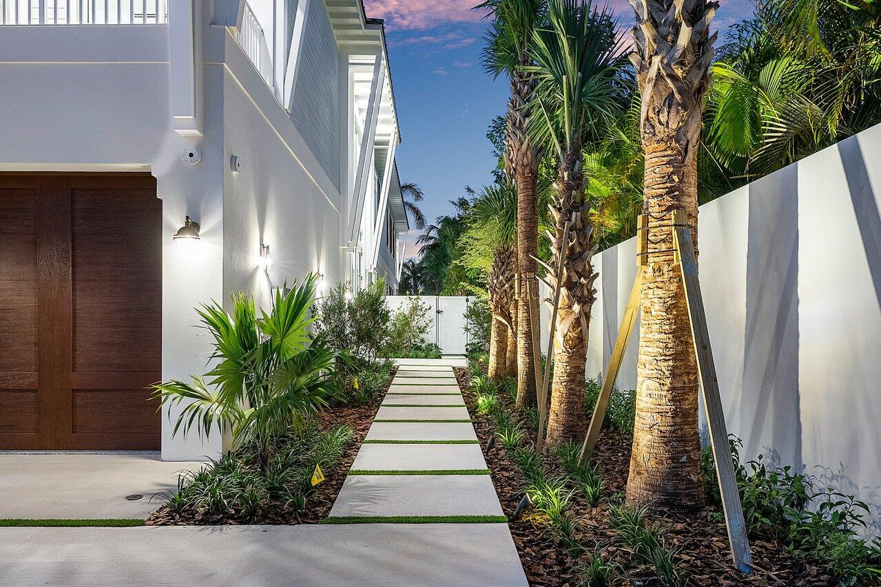 913 Bond Way, Delray Beach FL, 33483