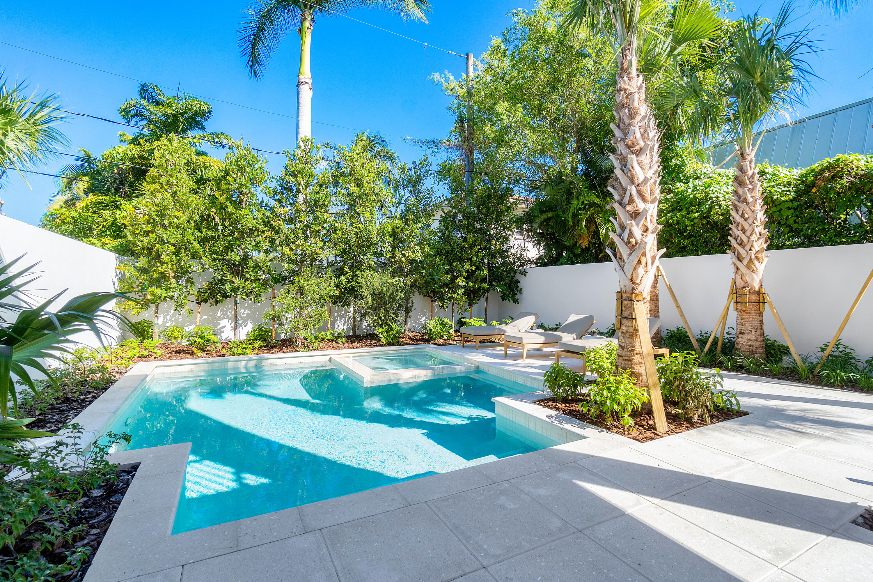 913 Bond Way, Delray Beach FL, 33483