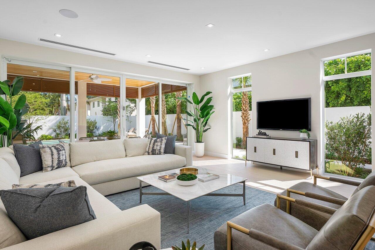 913 Bond Way, Delray Beach FL, 33483