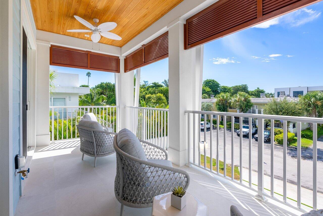 913 Bond Way, Delray Beach FL, 33483