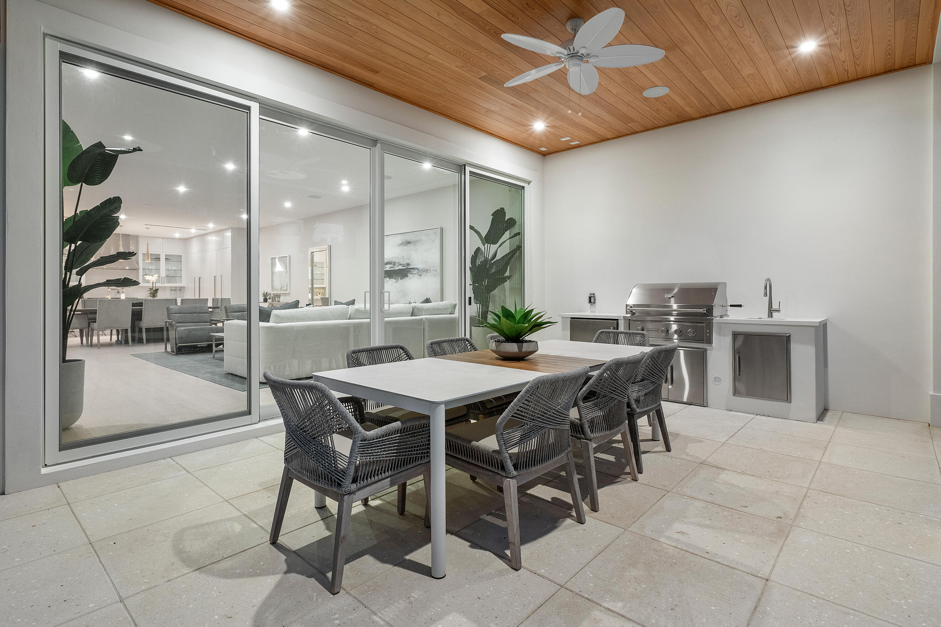 913 Bond Way, Delray Beach FL, 33483