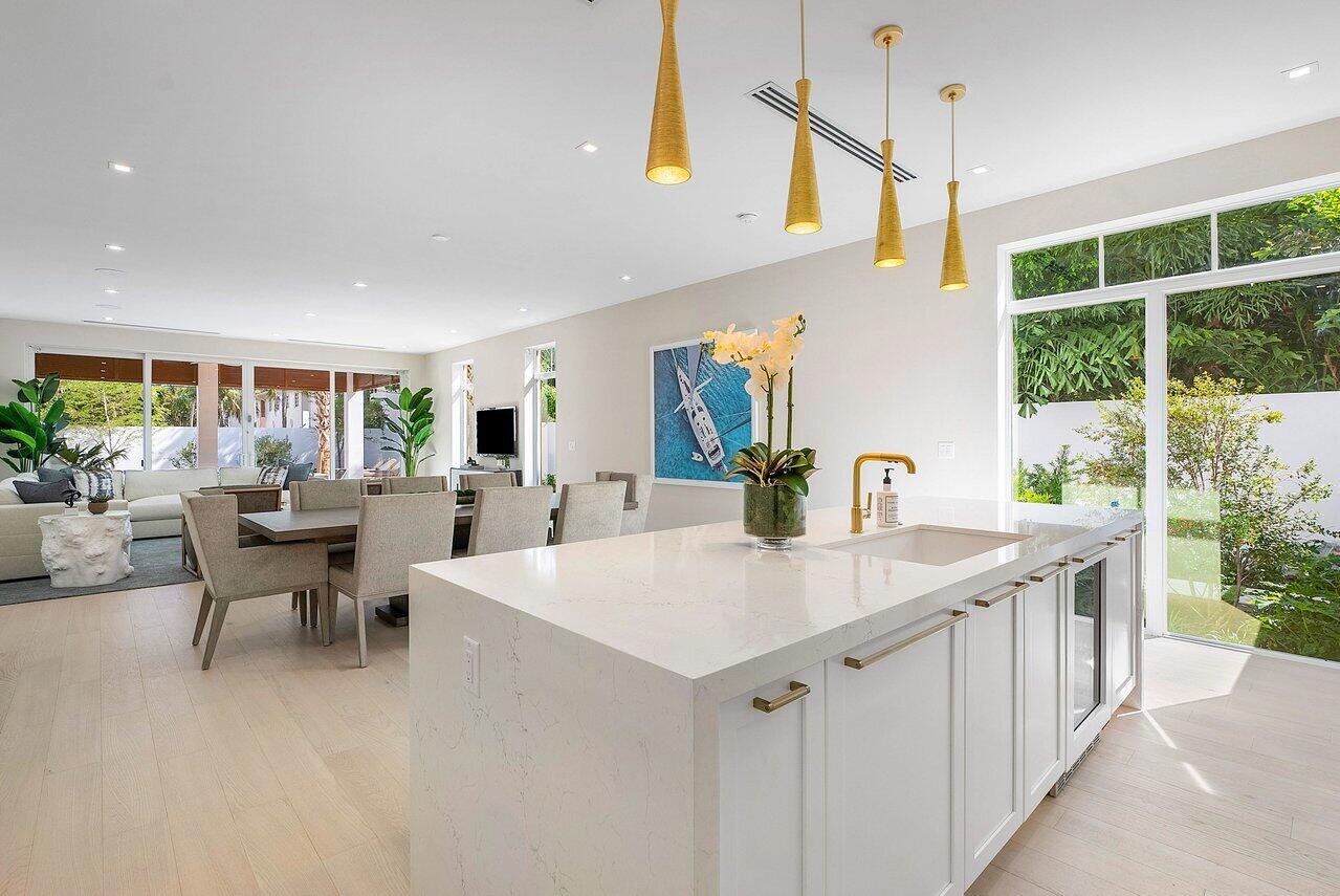 913 Bond Way, Delray Beach FL, 33483