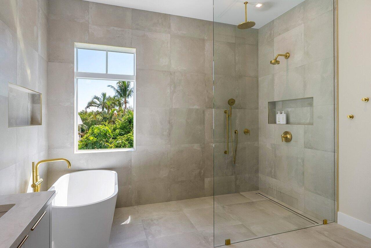 913 Bond Way, Delray Beach FL, 33483