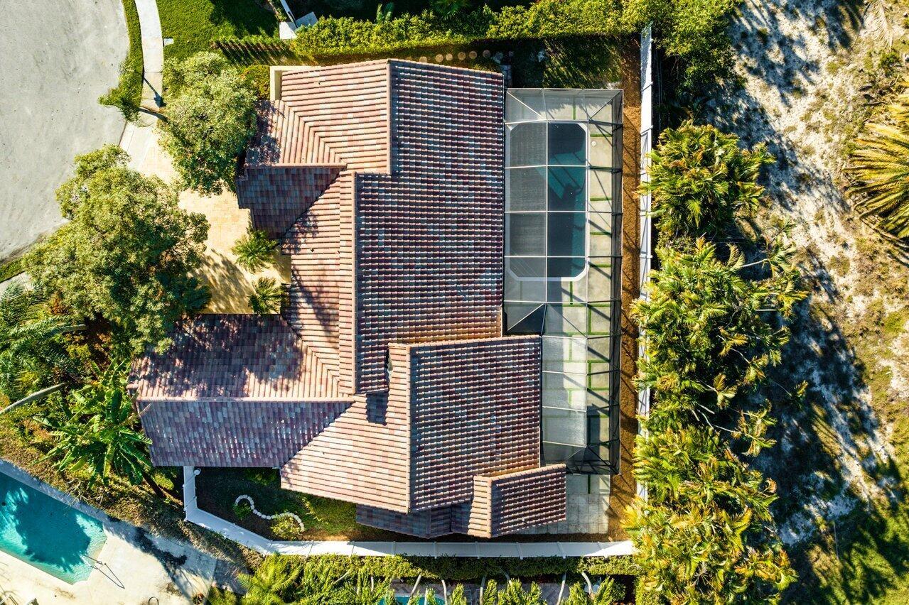 845 NE Mulberry Drive