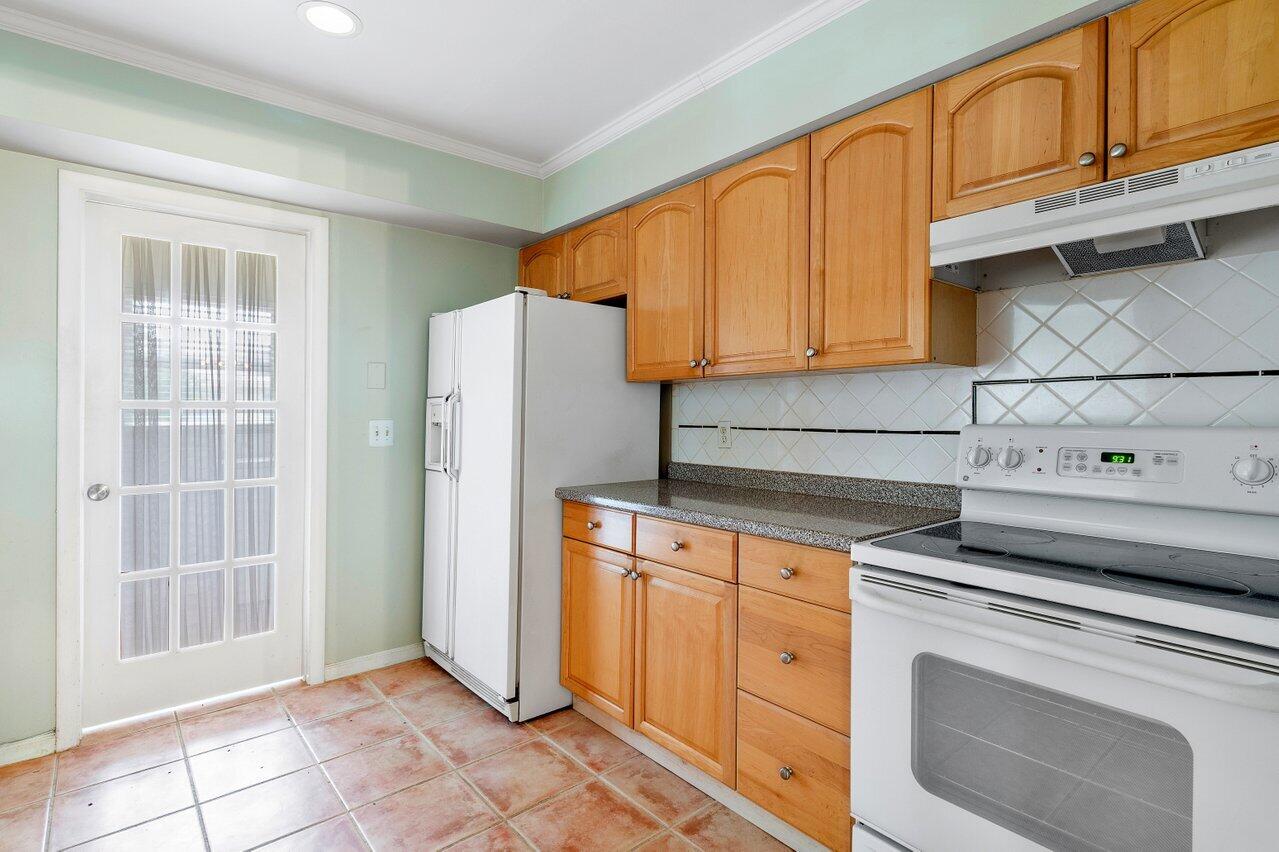 1701 N Swinton Avenue, Delray Beach FL, 33444