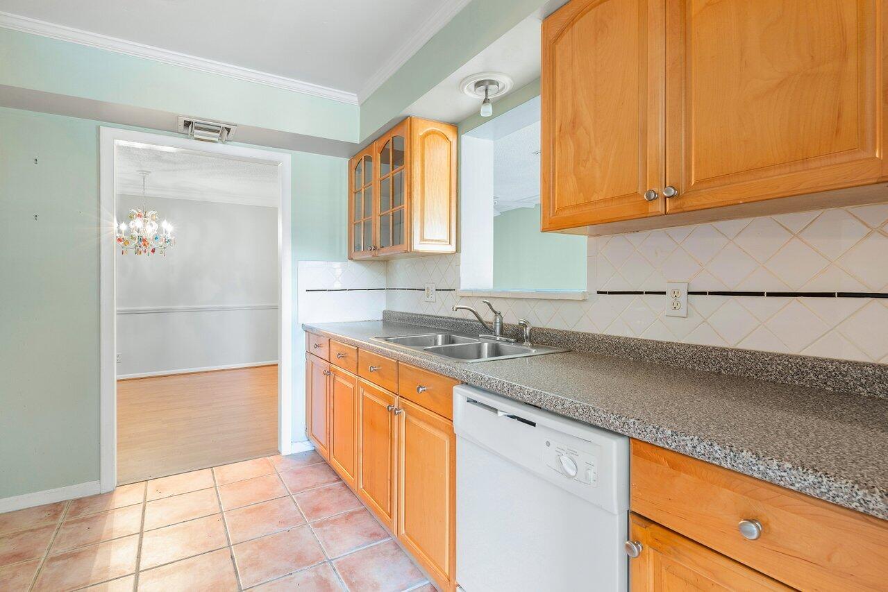 1701 N Swinton Avenue, Delray Beach FL, 33444