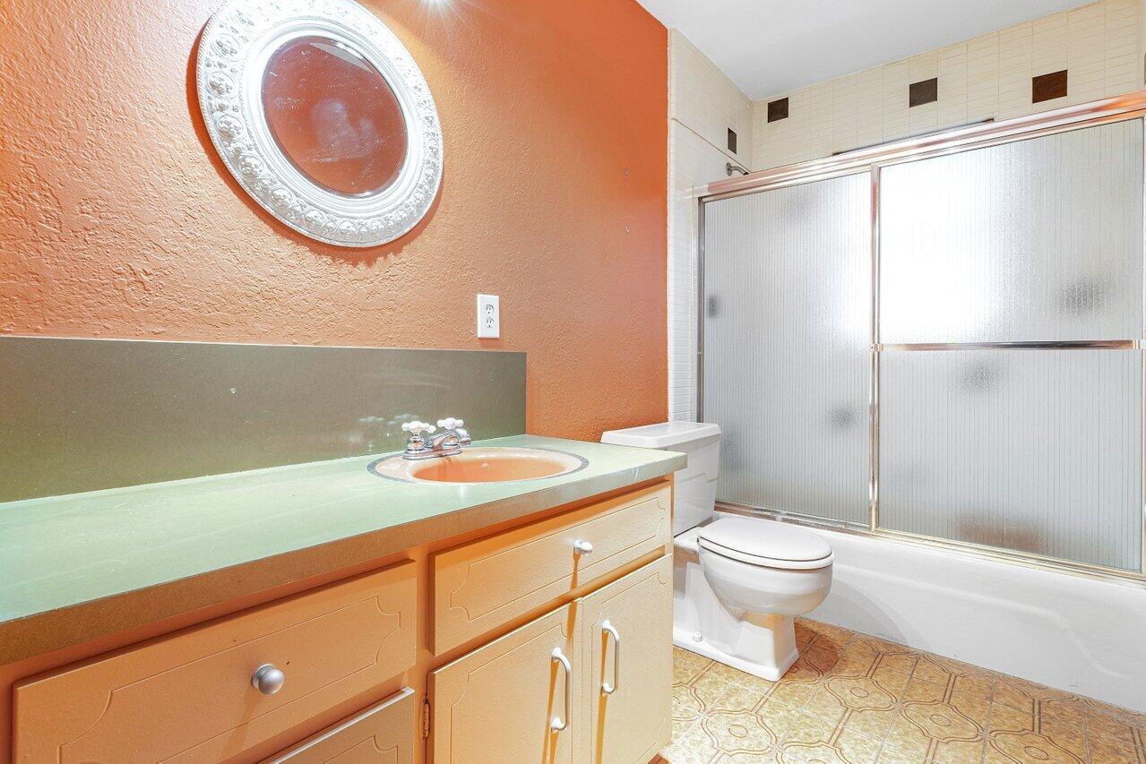 1701 N Swinton Avenue, Delray Beach FL, 33444