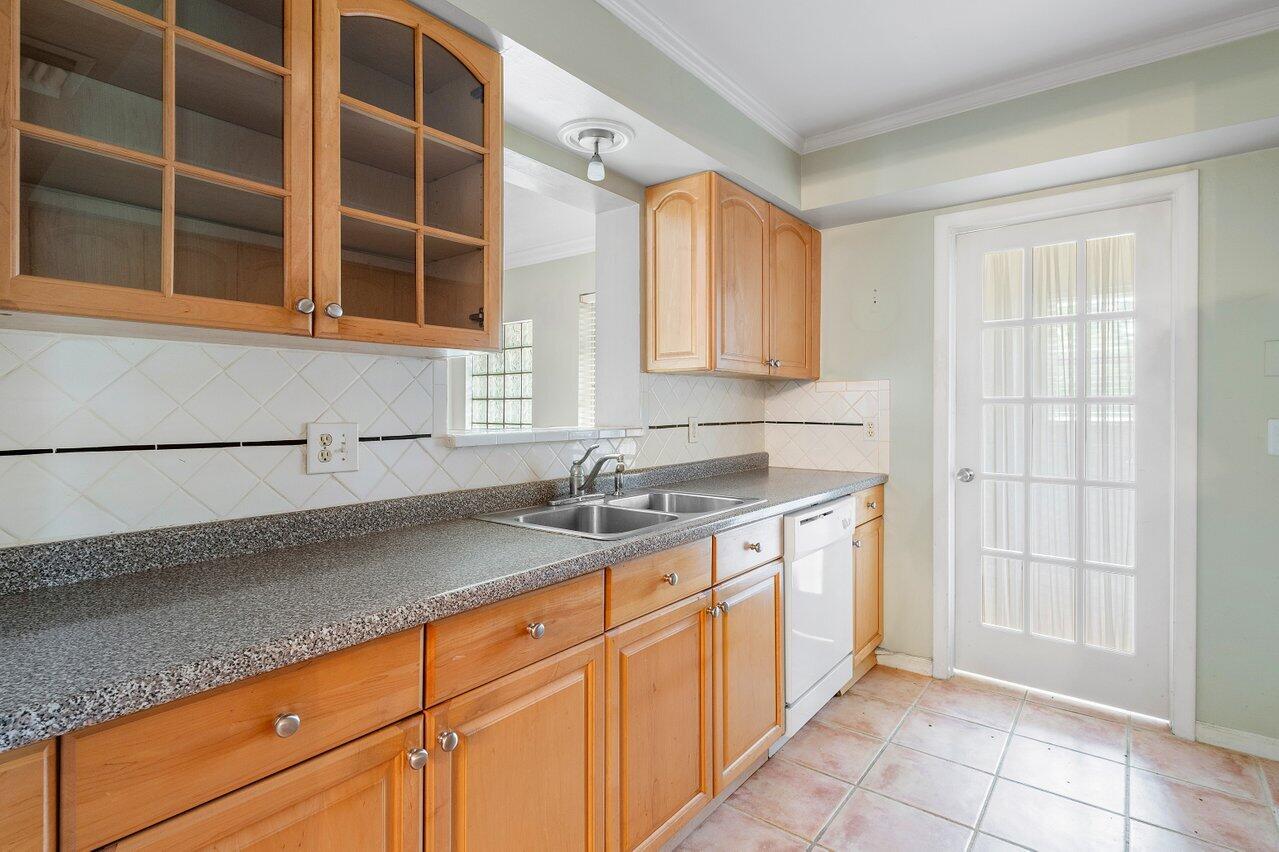 1701 N Swinton Avenue, Delray Beach FL, 33444