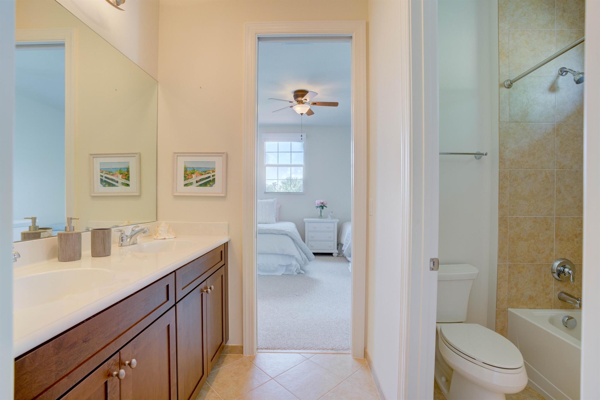 1717 W Hemingway Drive, Juno Beach FL, 33408