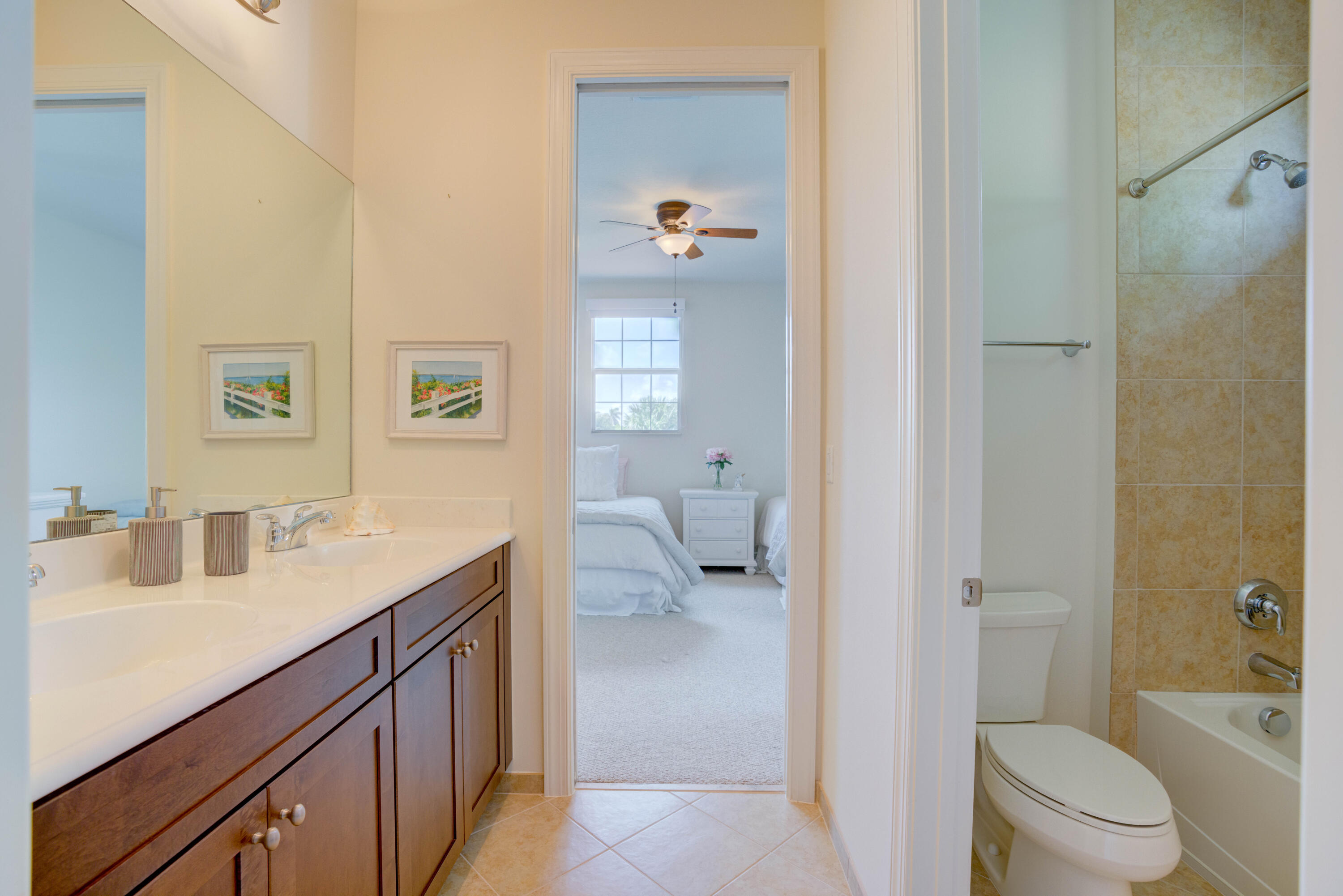 1717 W Hemingway Drive, Juno Beach FL, 33408