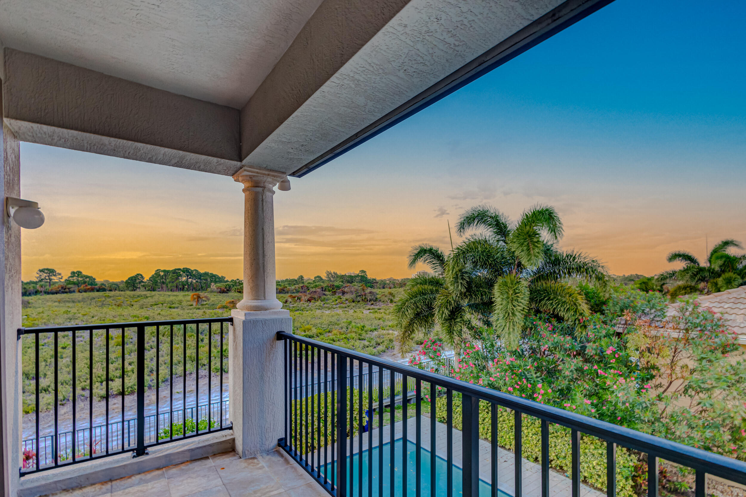 1717 W Hemingway Drive, Juno Beach FL, 33408