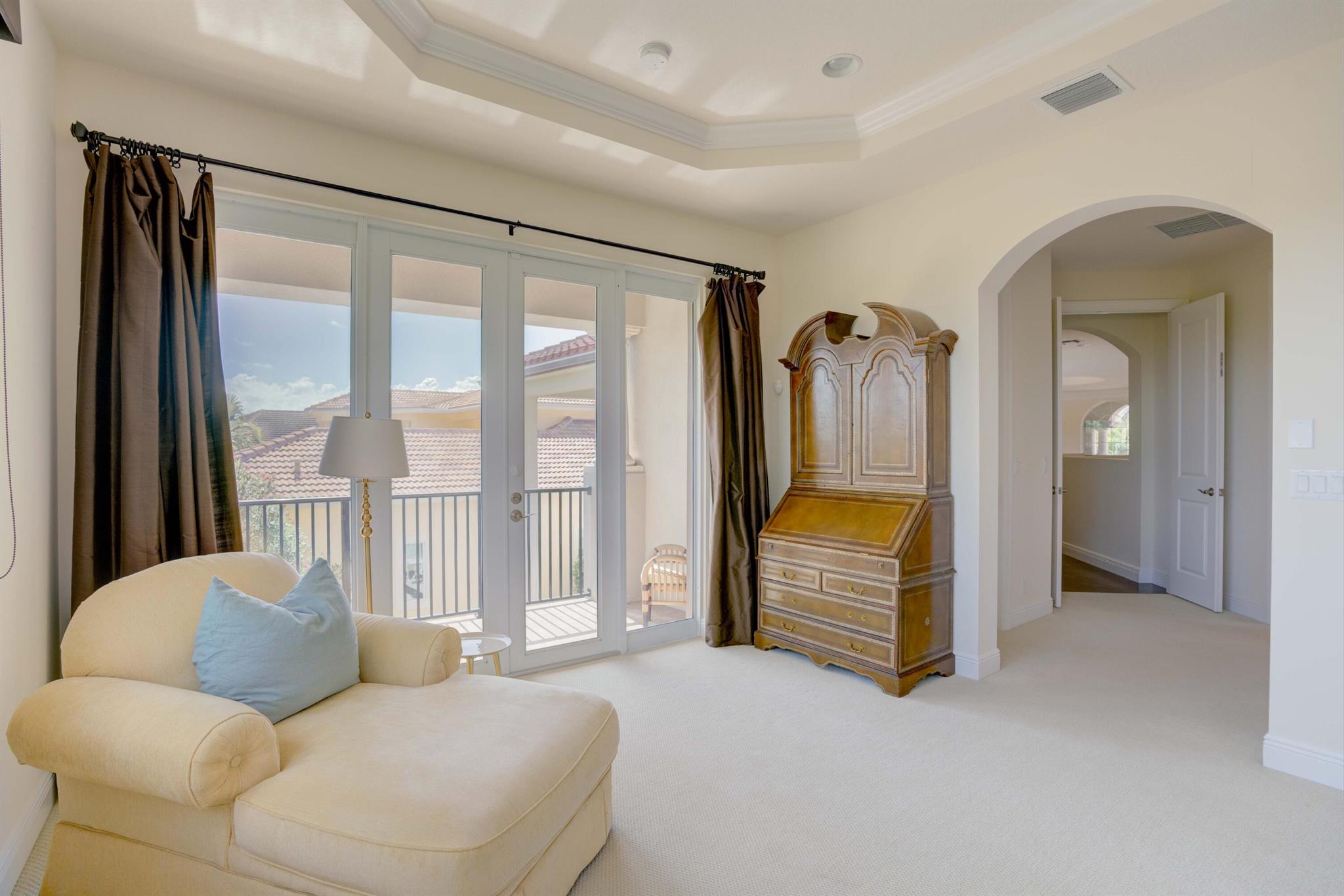 1717 W Hemingway Drive, Juno Beach FL, 33408