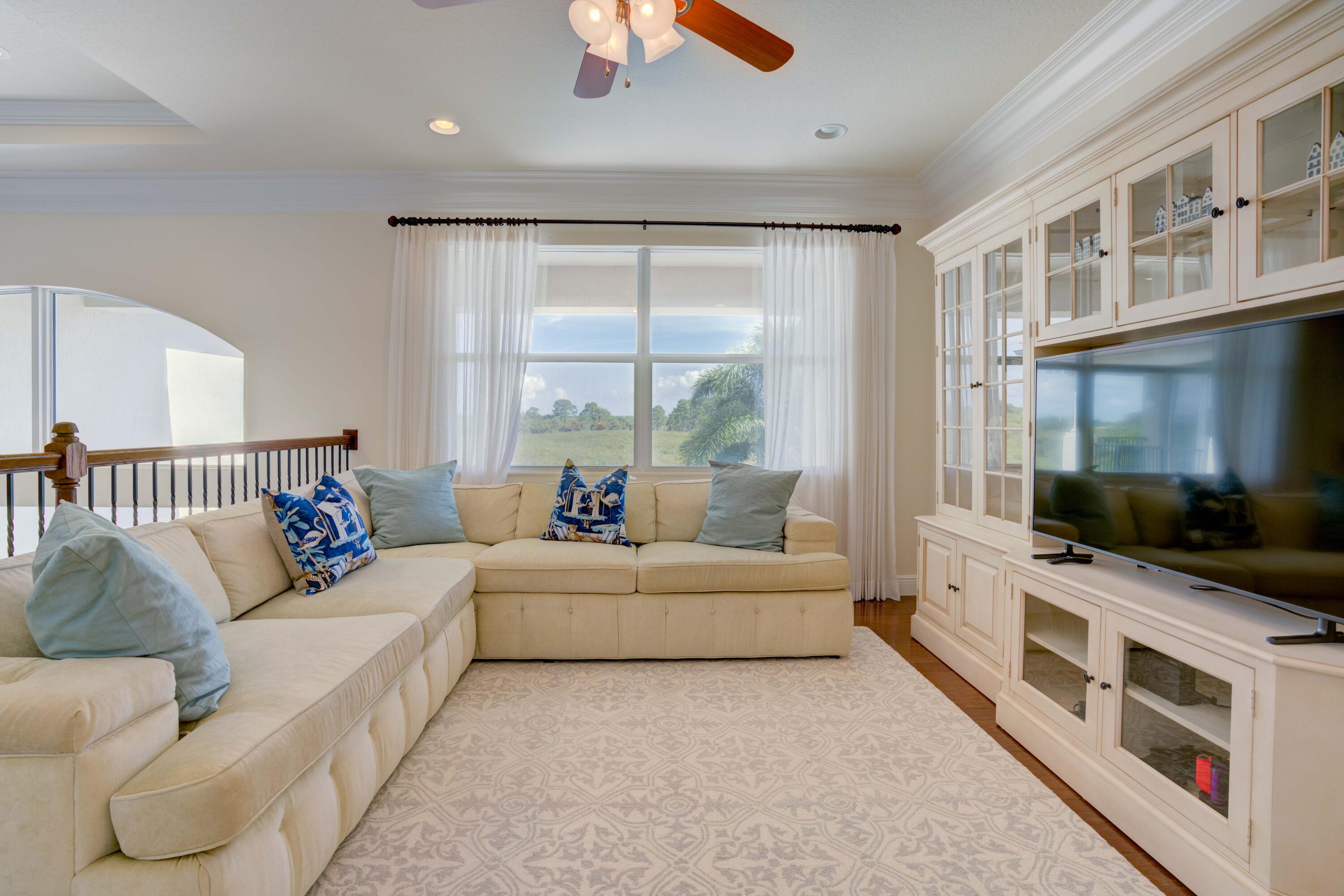 1717 W Hemingway Drive, Juno Beach FL, 33408