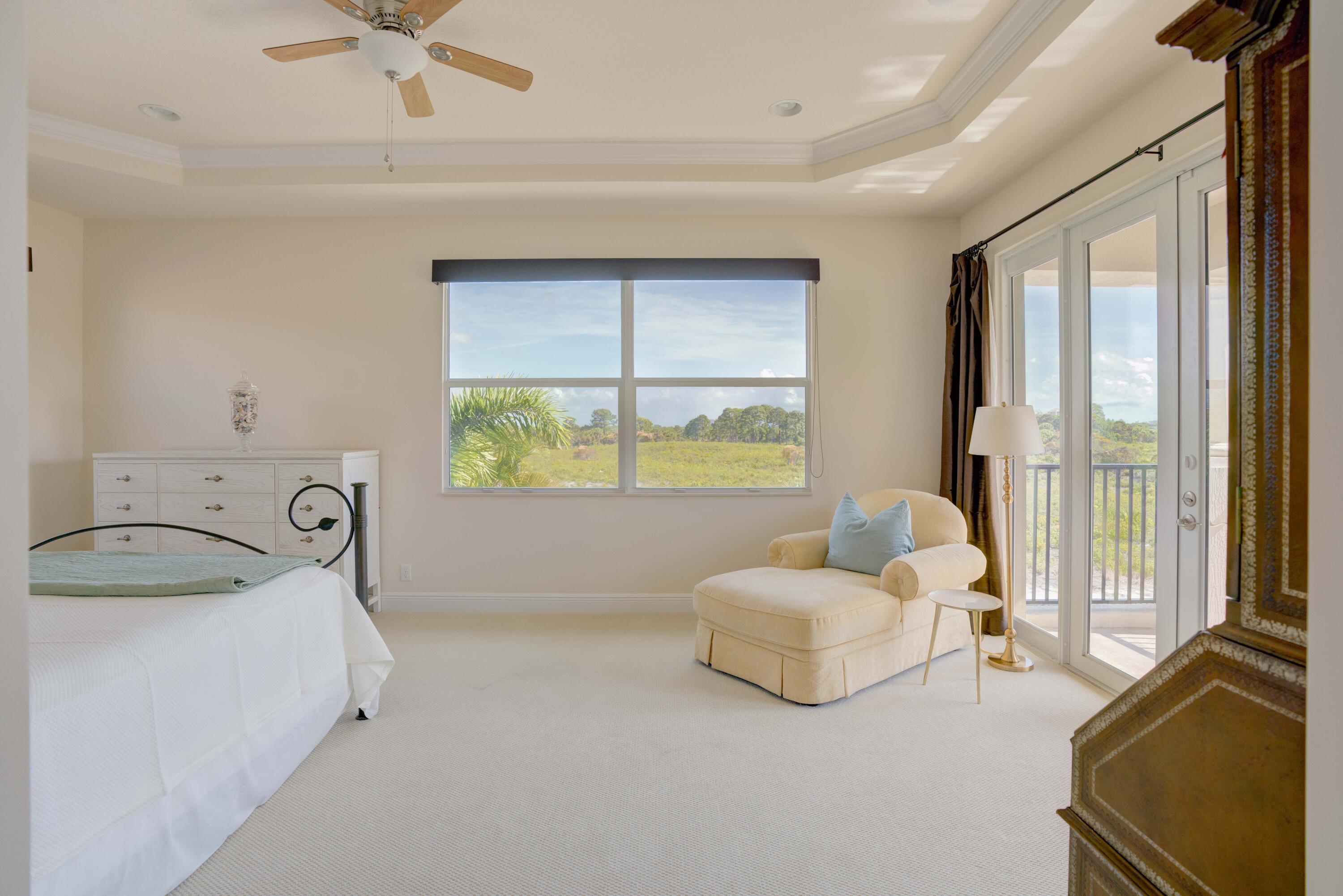 1717 W Hemingway Drive, Juno Beach FL, 33408