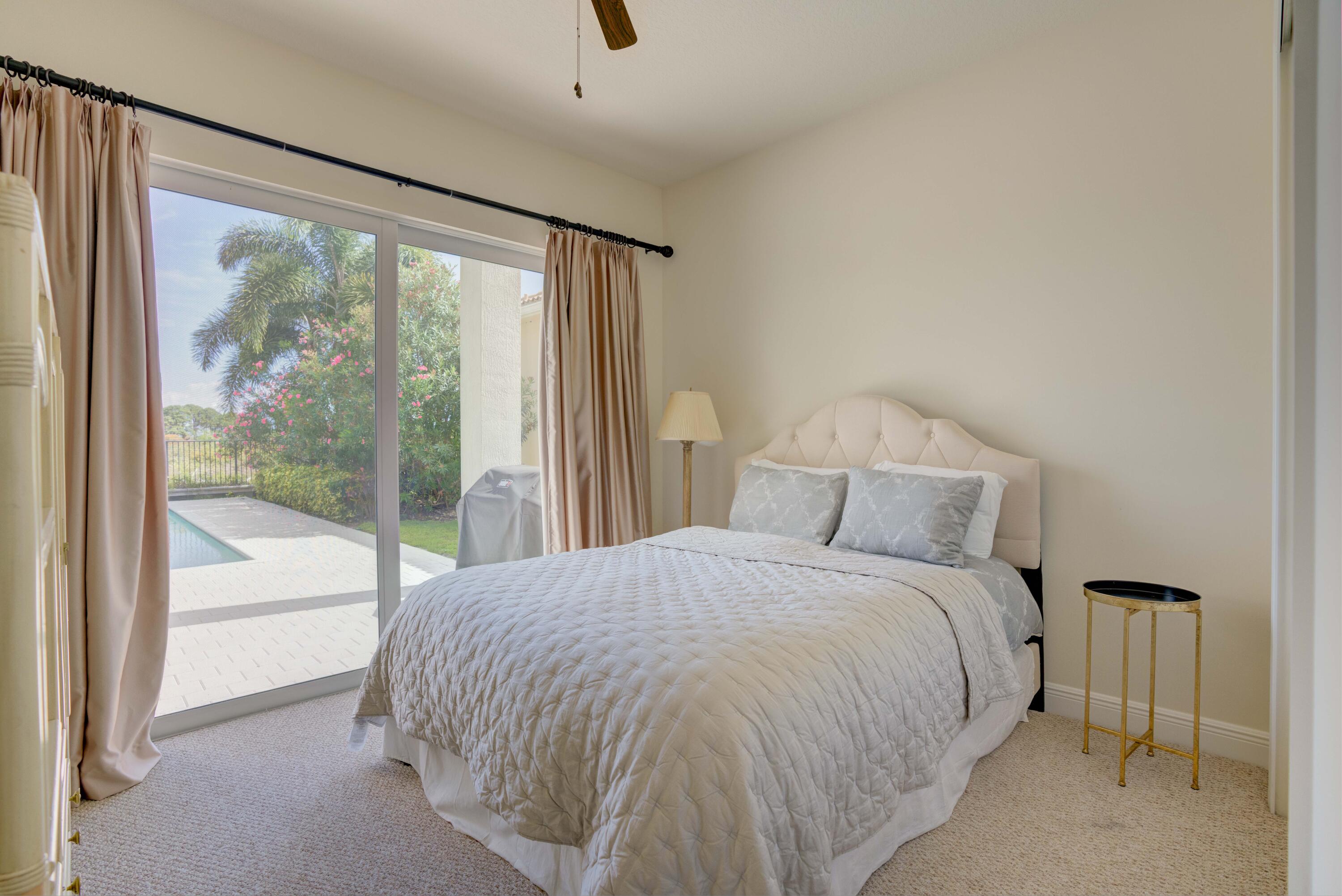 1717 W Hemingway Drive, Juno Beach FL, 33408