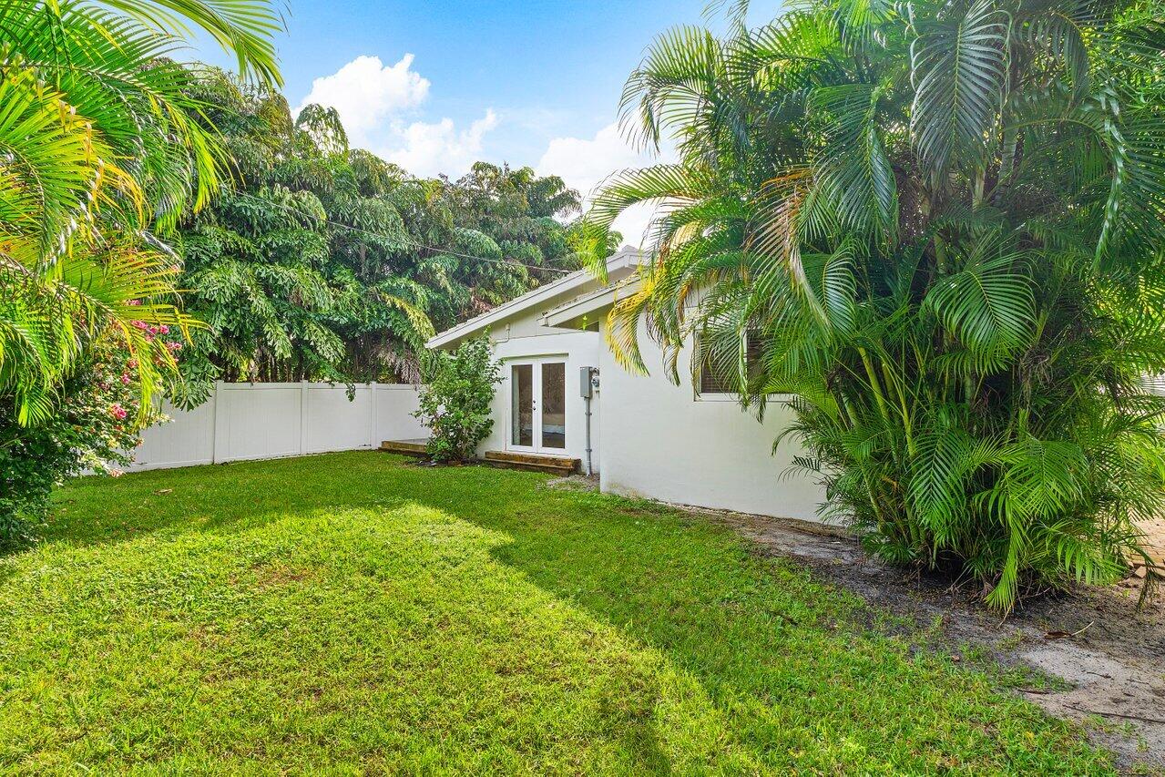 101 NE 11th Street, Delray Beach FL, 33444