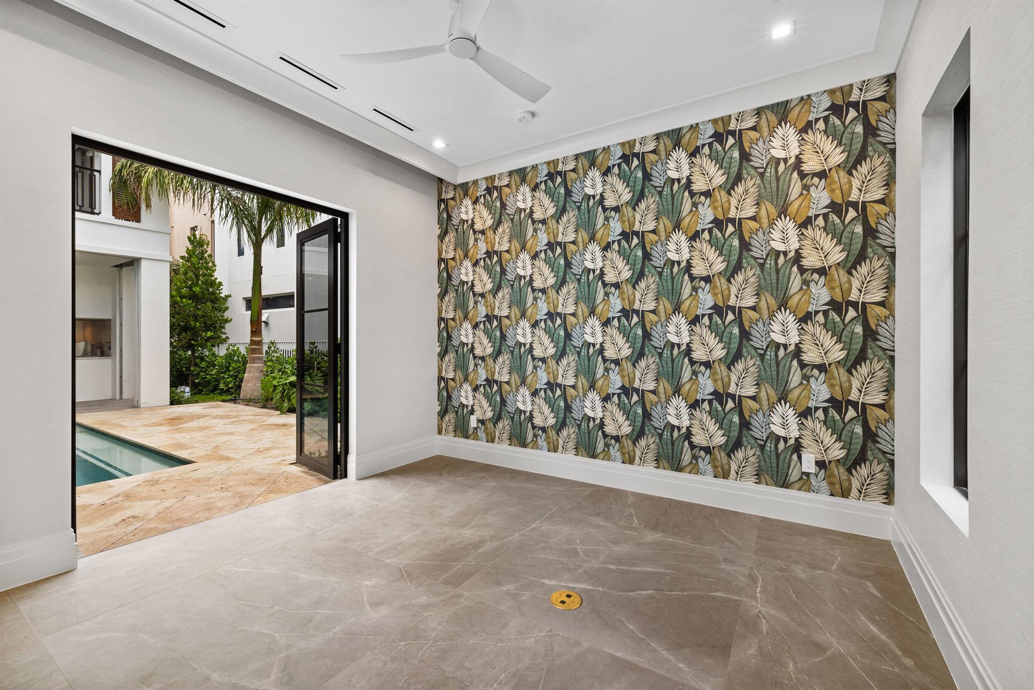 814 Palm Trail, Delray Beach FL, 33483