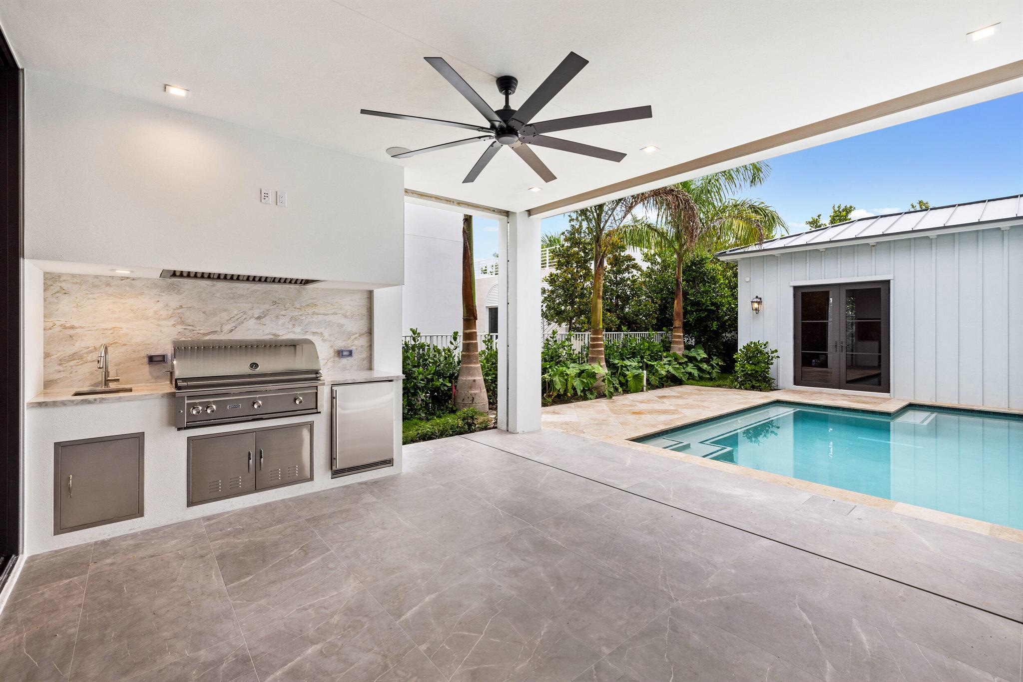 814 Palm Trail, Delray Beach FL, 33483