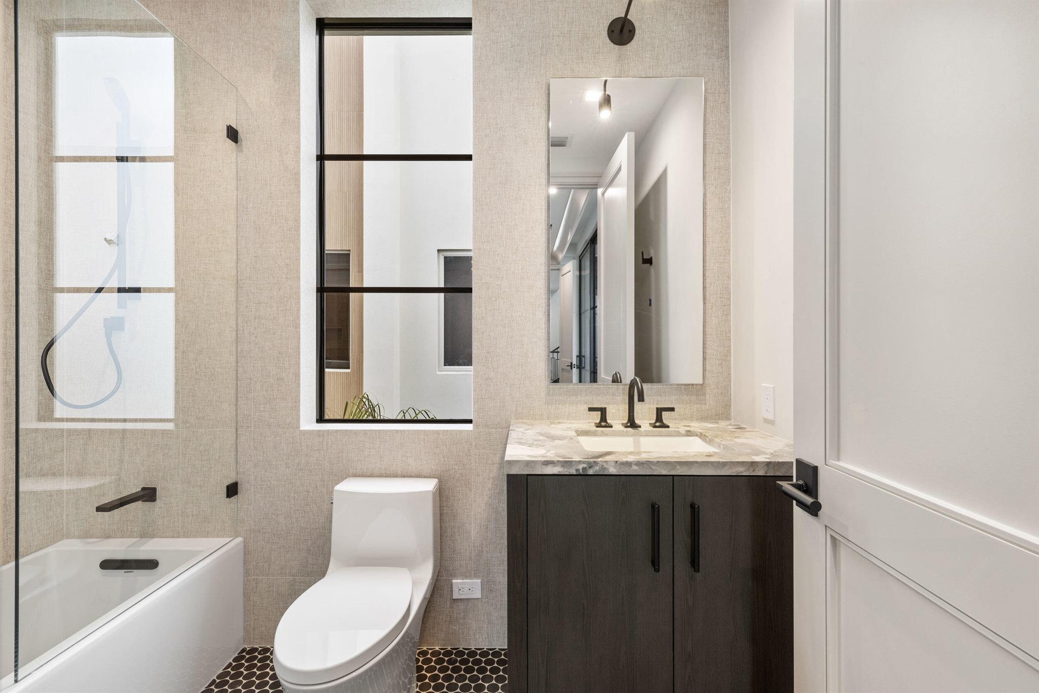 814 Palm Trail, Delray Beach FL, 33483