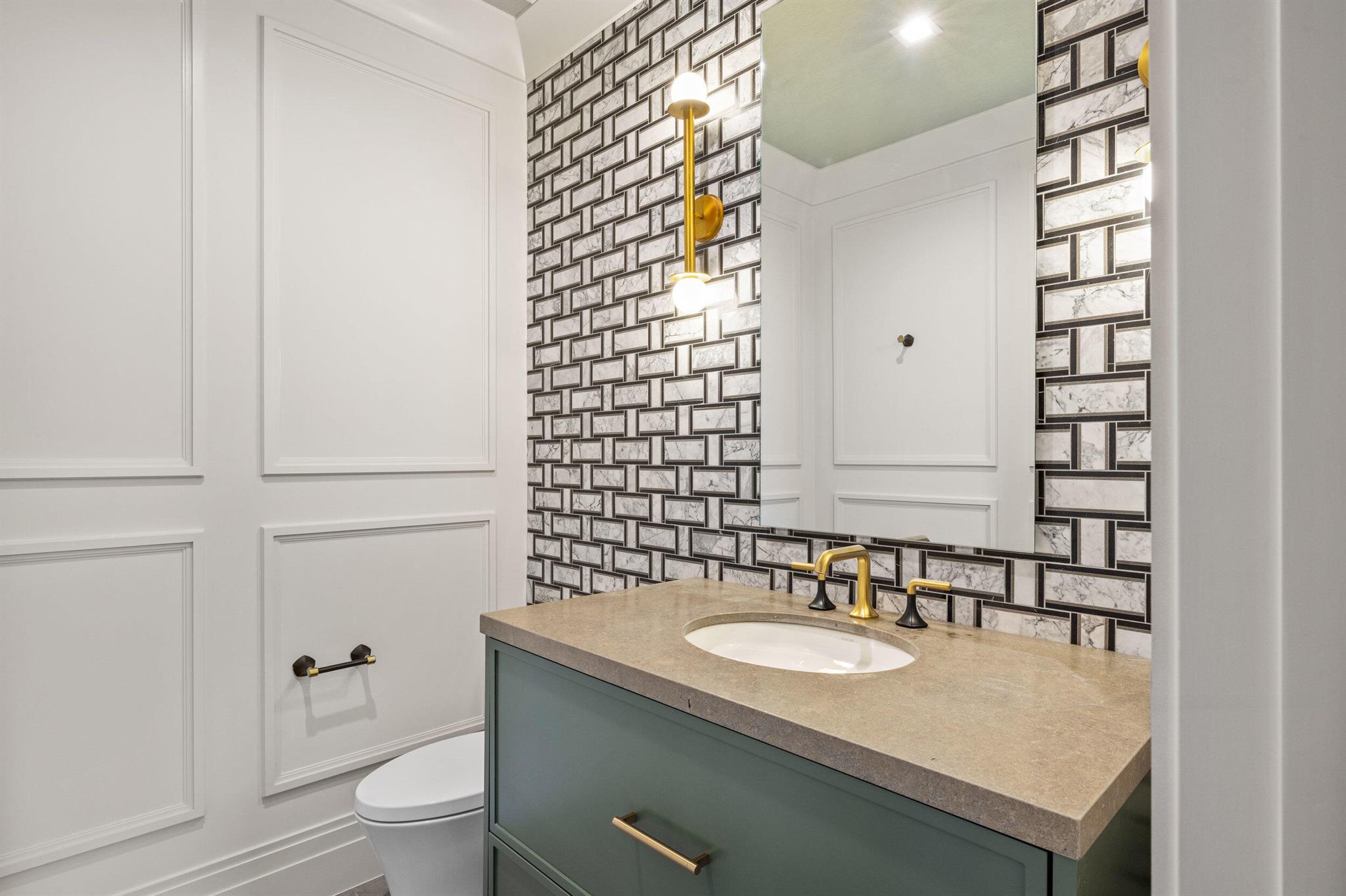 814 Palm Trail, Delray Beach FL, 33483