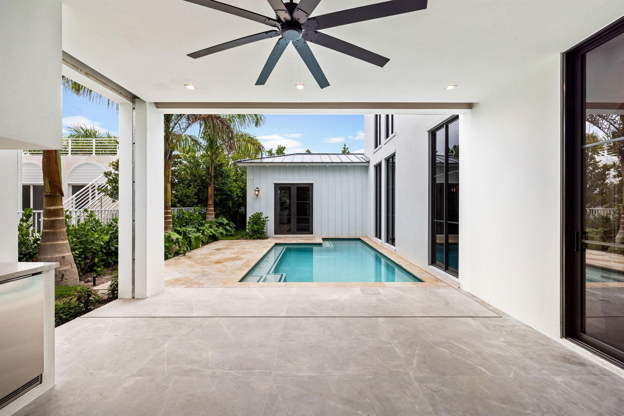 814 Palm Trail, Delray Beach FL, 33483