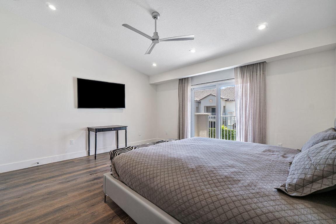 3604 S Ocean Boulevard 107