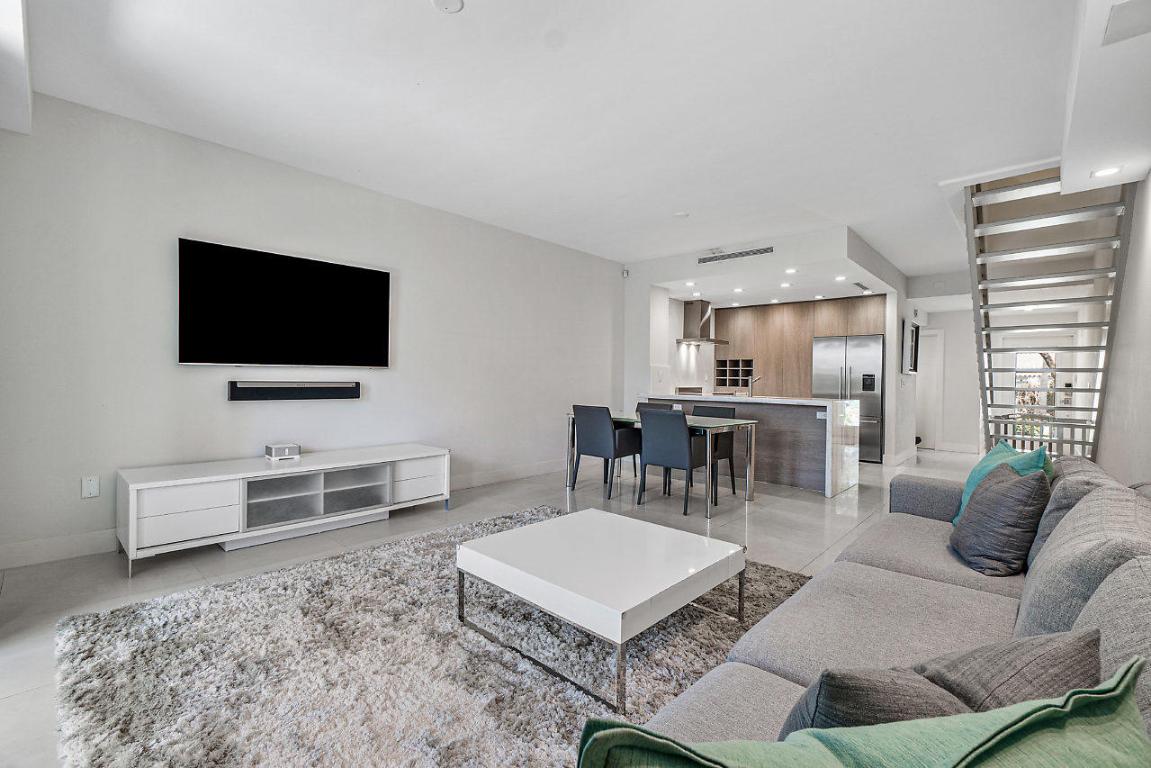 3604 S Ocean Boulevard 107