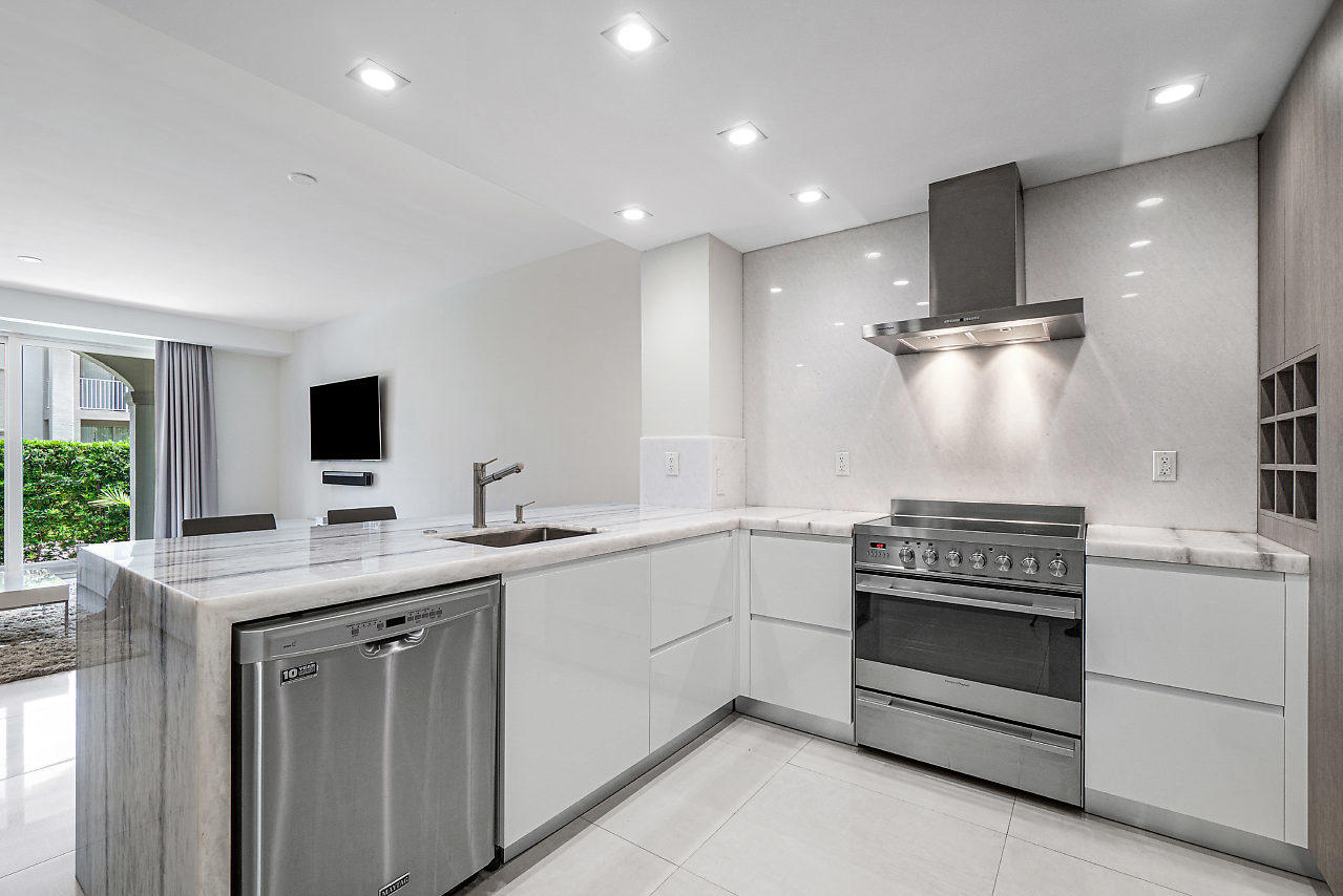 3604 S Ocean Boulevard 107