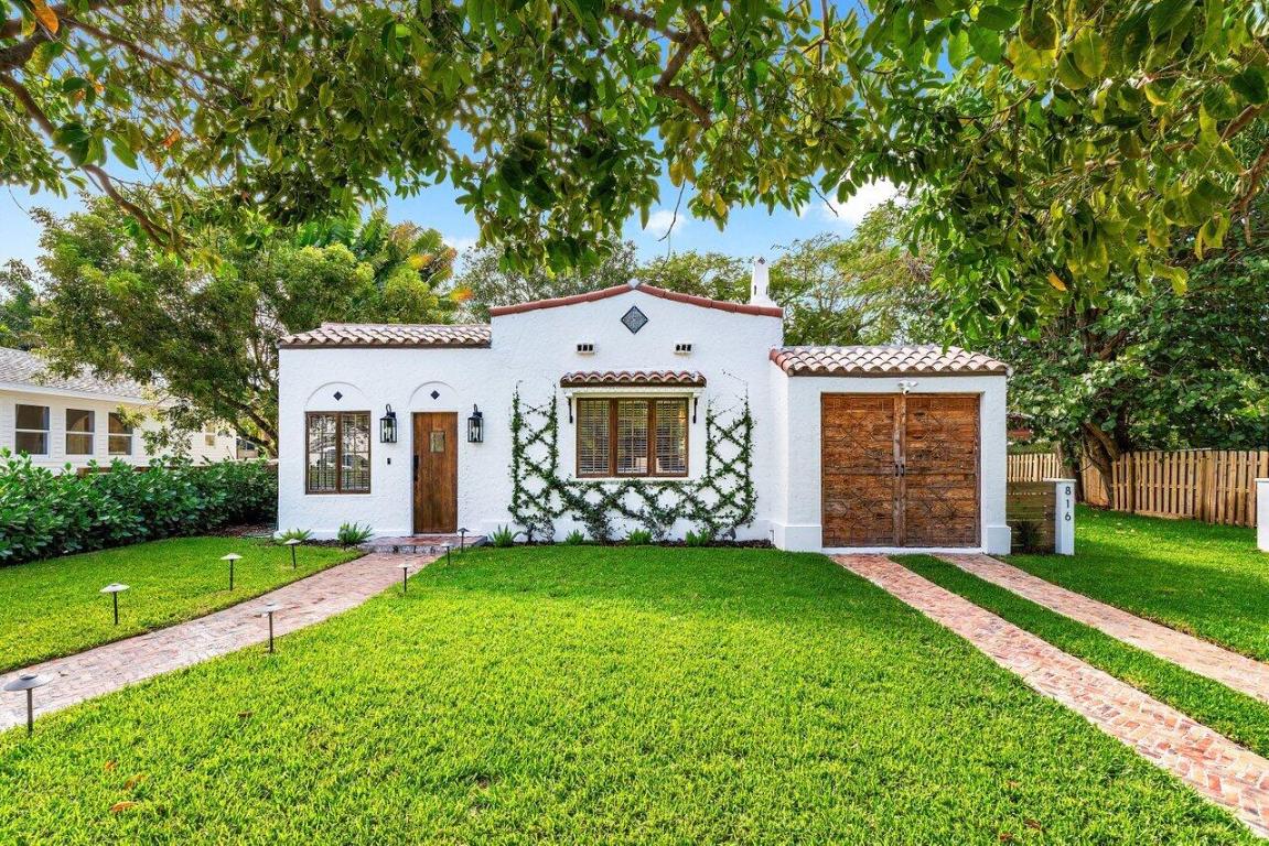 816 Park Place, West Palm Beach FL, 33401