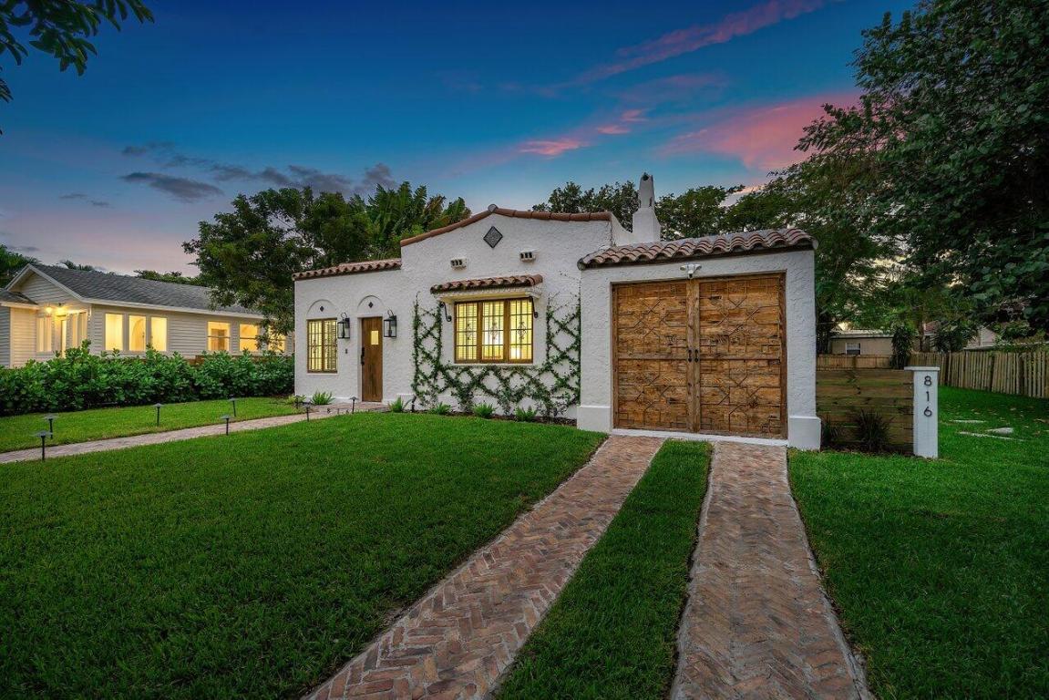 816 Park Place, West Palm Beach FL, 33401