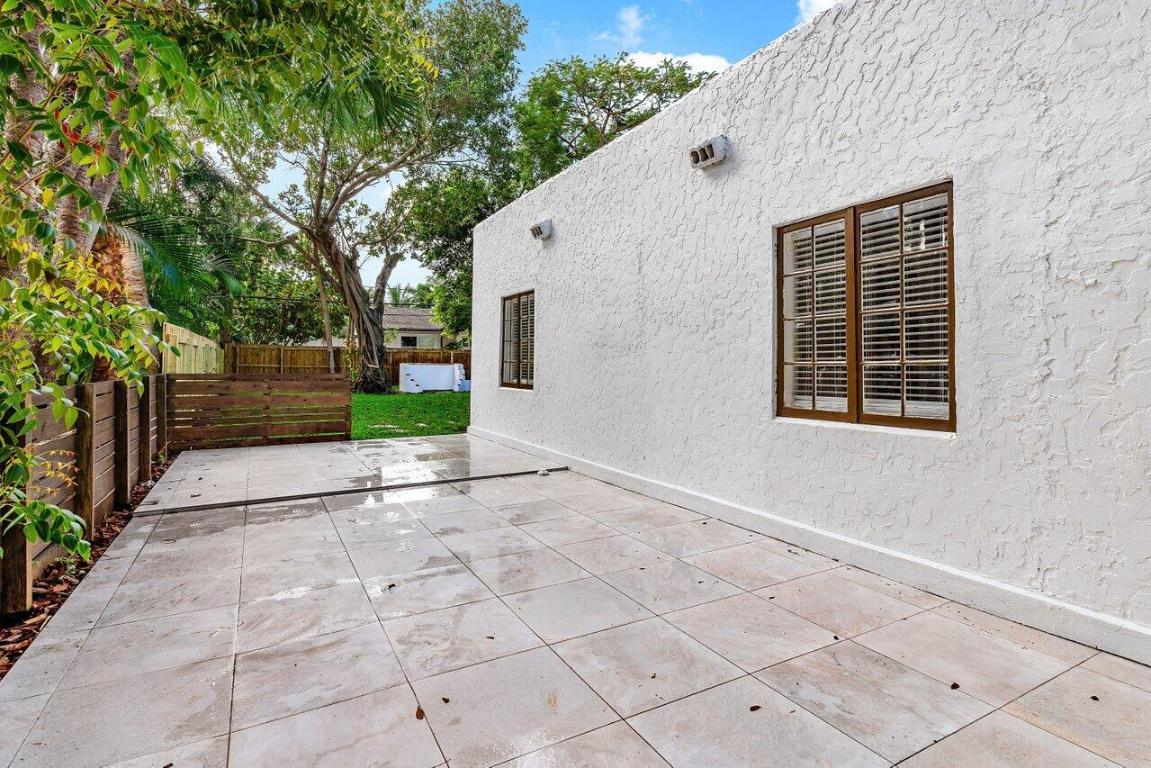 816 Park Place, West Palm Beach FL, 33401