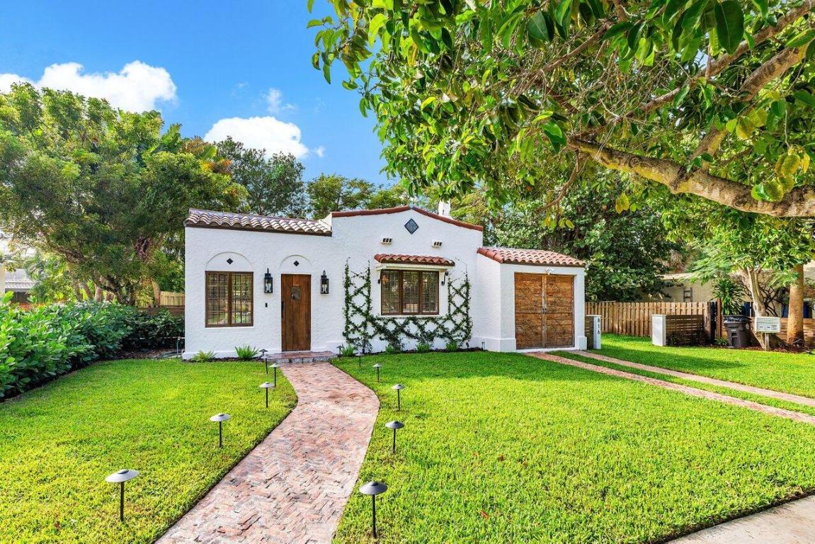816 Park Place, West Palm Beach FL, 33401