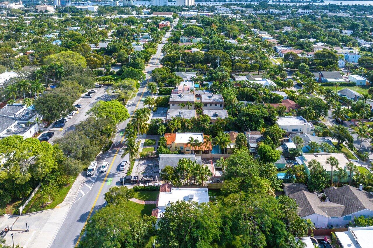 816 Park Place, West Palm Beach FL, 33401