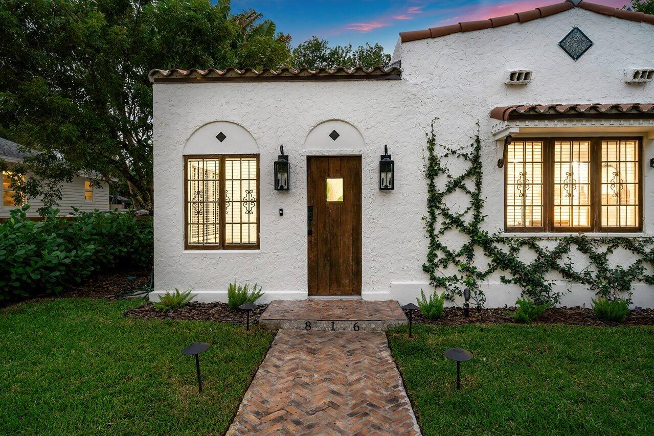 816 Park Place, West Palm Beach FL, 33401