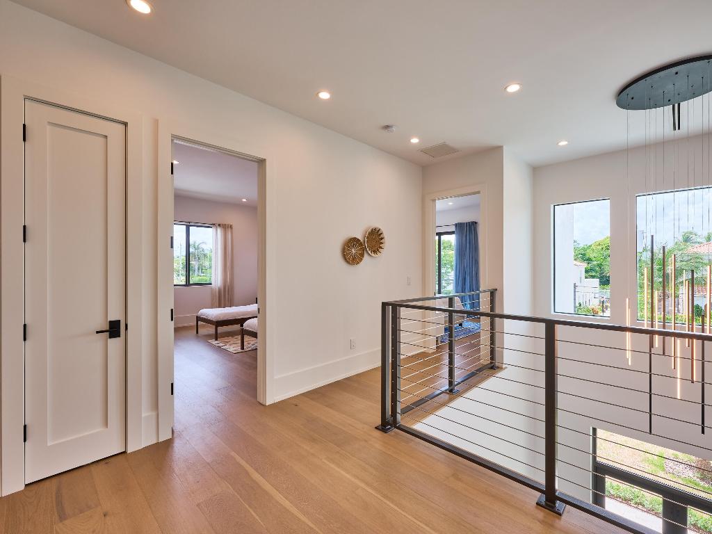 907 NE 2nd Avenue, Delray Beach FL, 33444