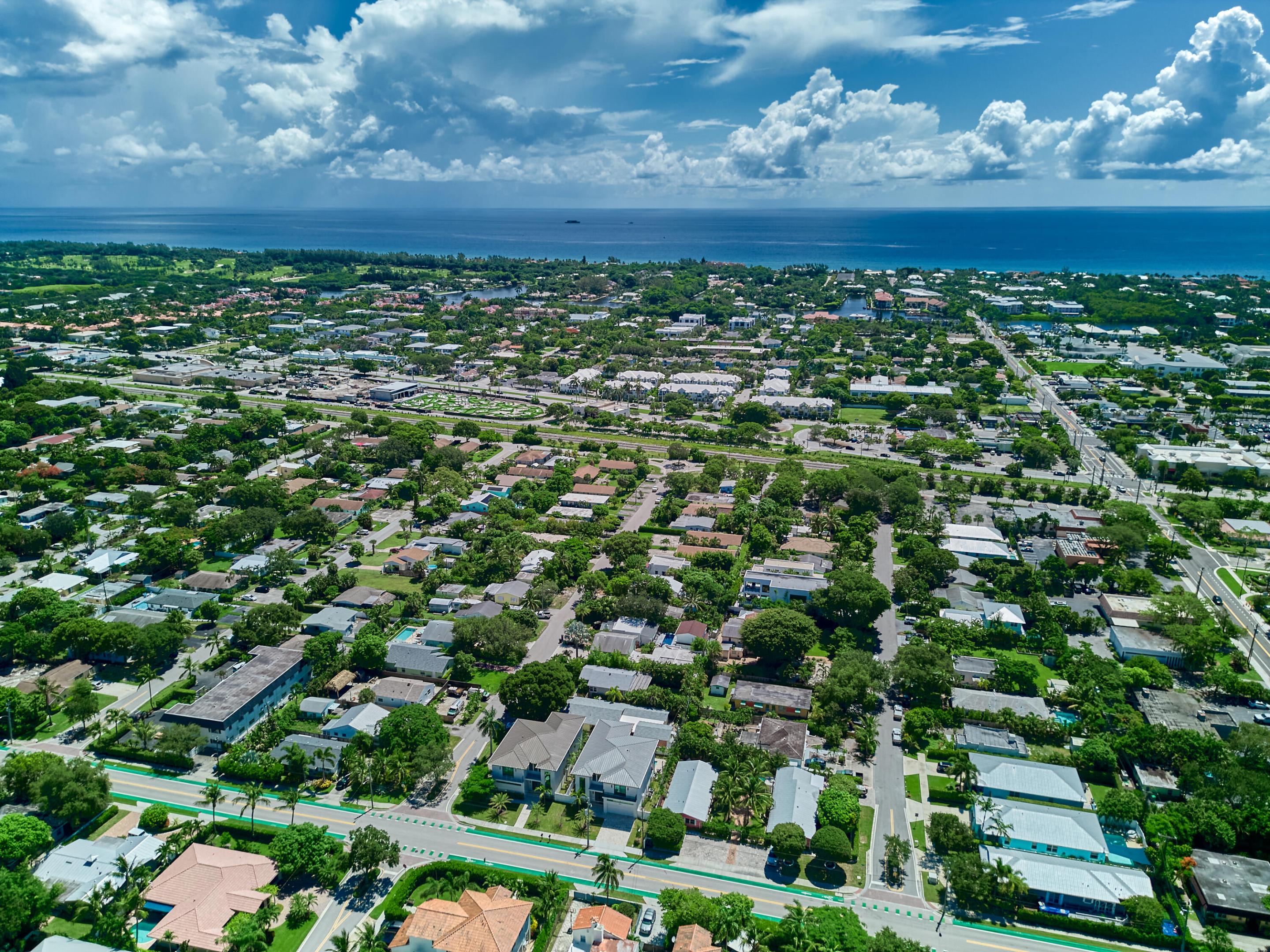 907 NE 2nd Avenue, Delray Beach FL, 33444