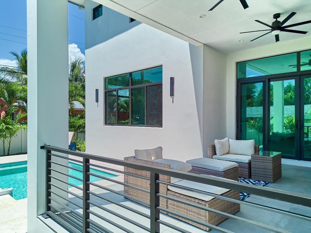 907 NE 2nd Avenue, Delray Beach FL, 33444