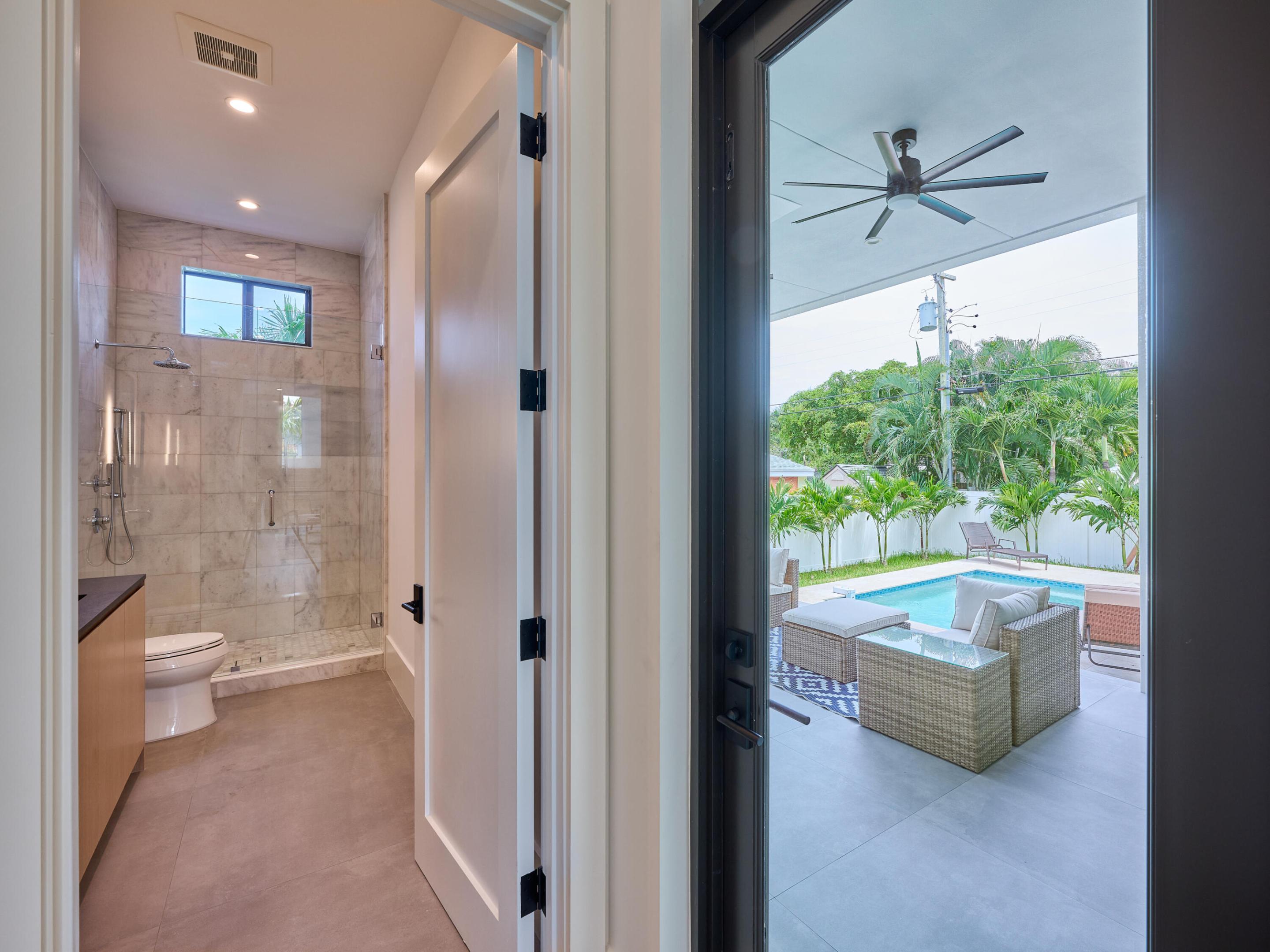 907 NE 2nd Avenue, Delray Beach FL, 33444