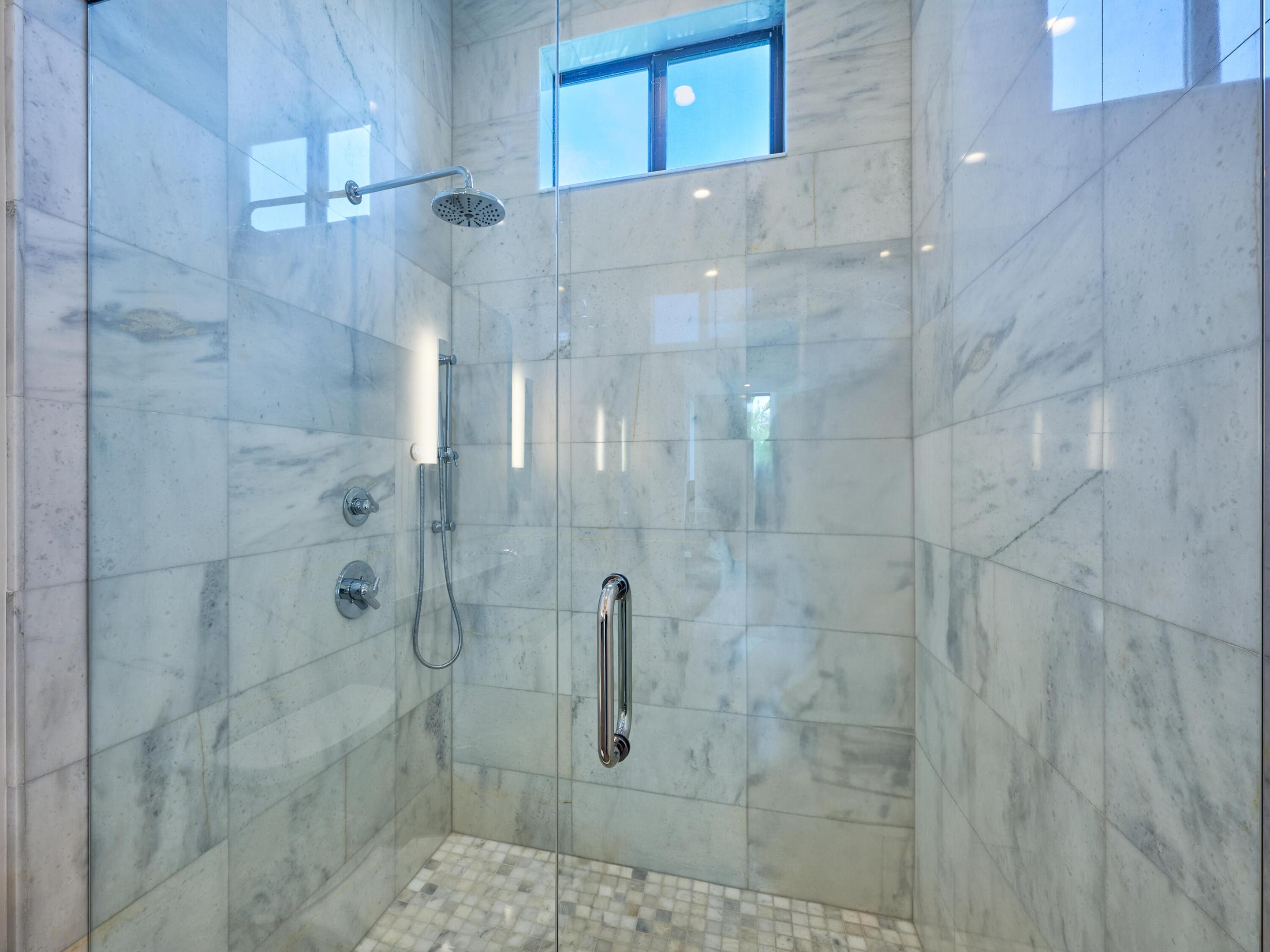 907 NE 2nd Avenue, Delray Beach FL, 33444