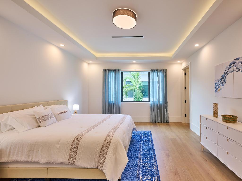 907 NE 2nd Avenue, Delray Beach FL, 33444