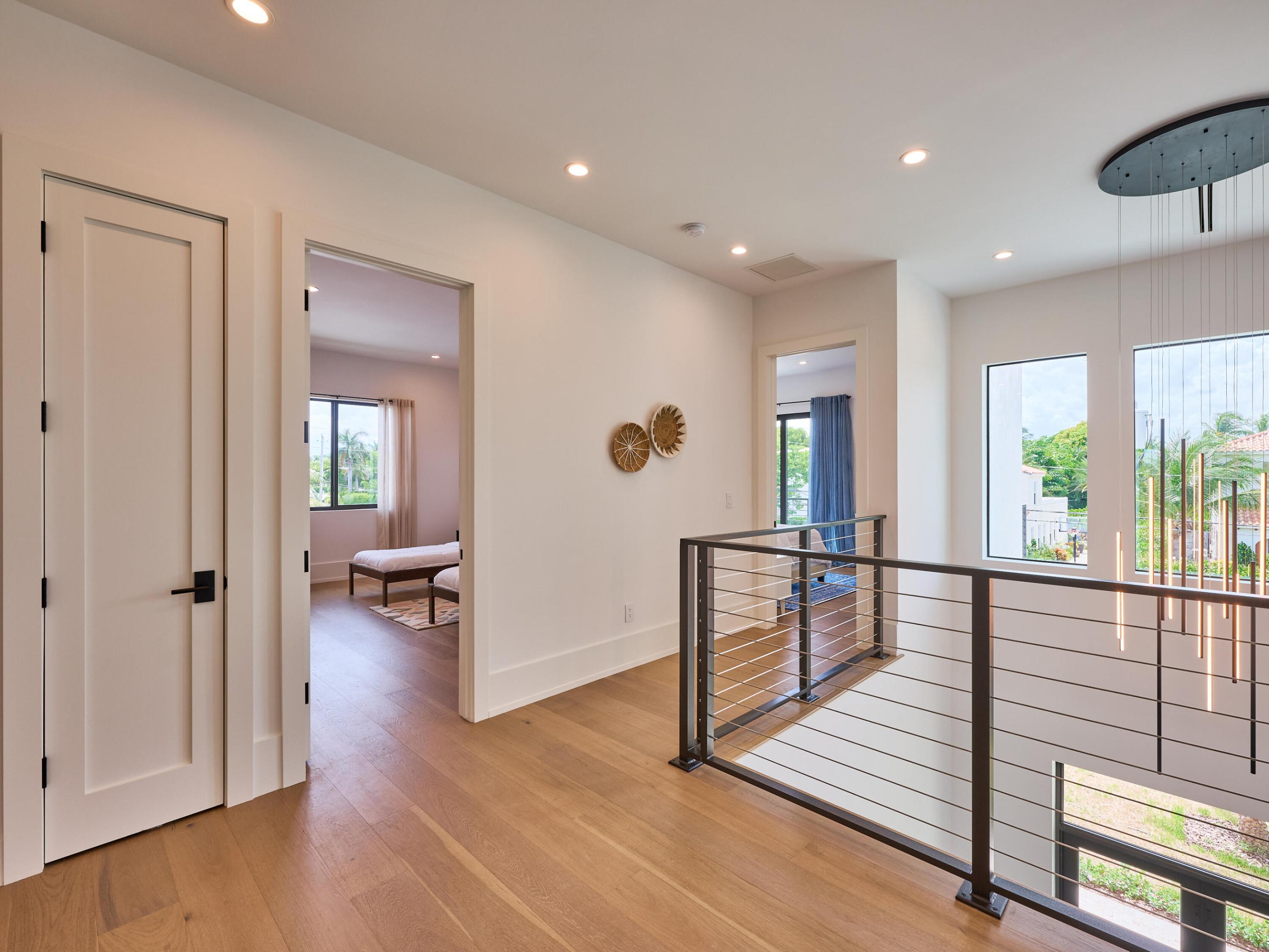 907 NE 2nd Avenue, Delray Beach FL, 33444