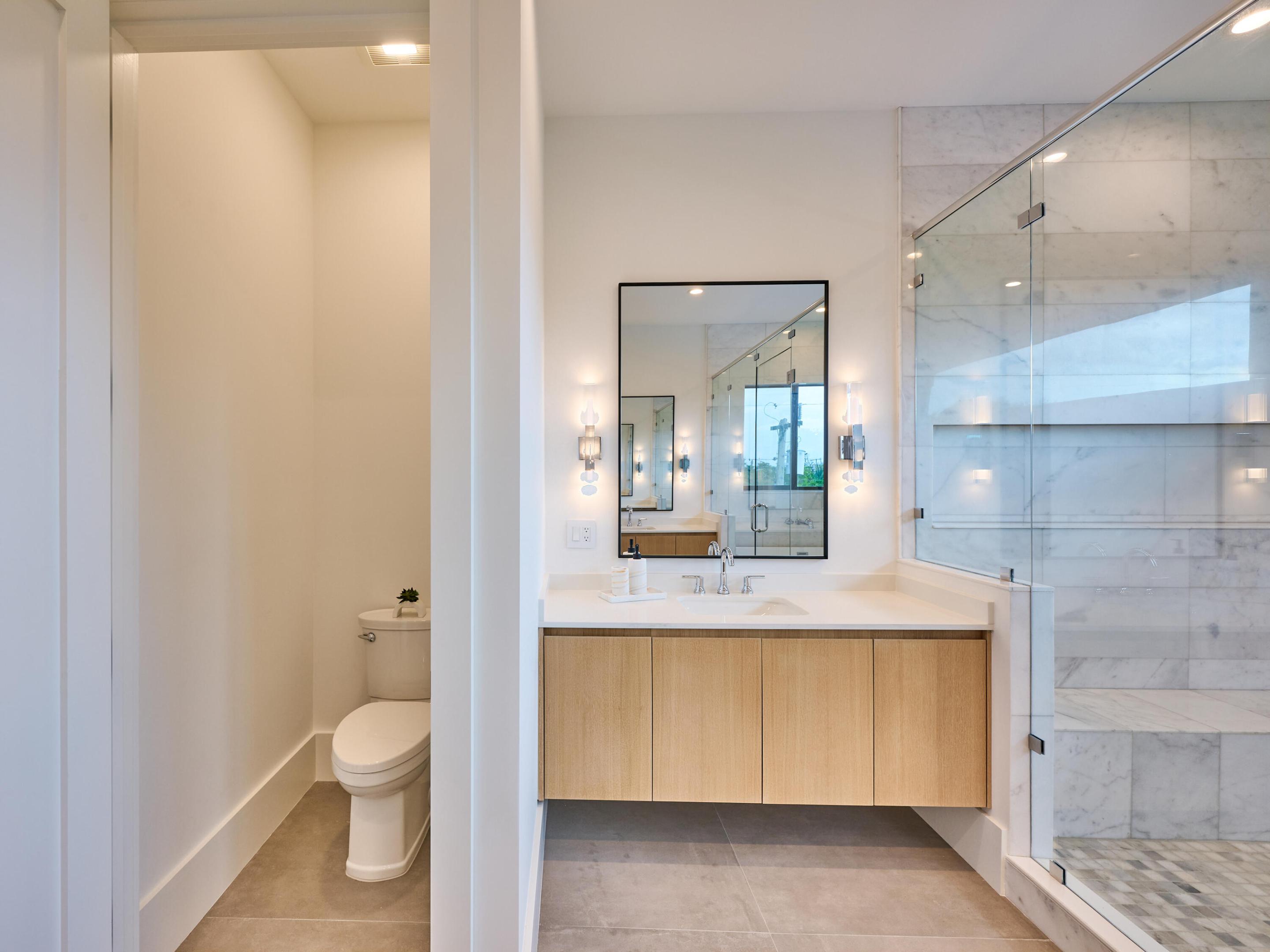 907 NE 2nd Avenue, Delray Beach FL, 33444